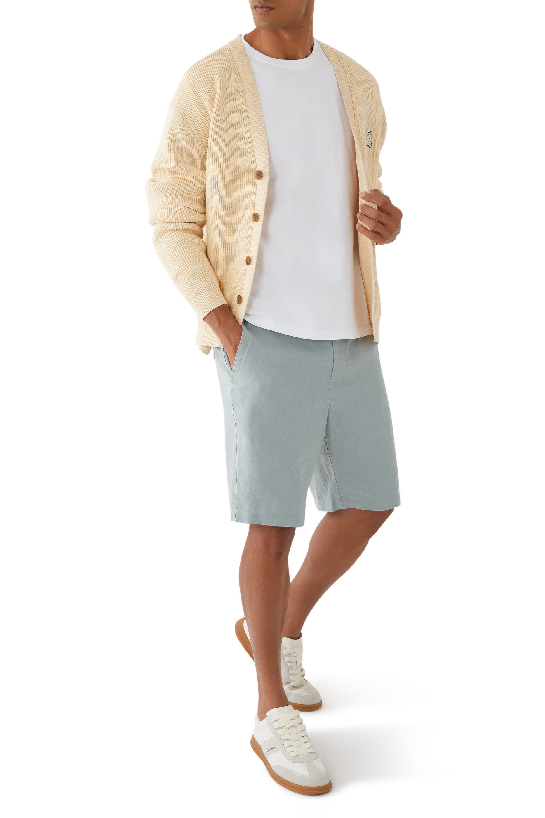 تيشيرت فريم بشعار الماركة