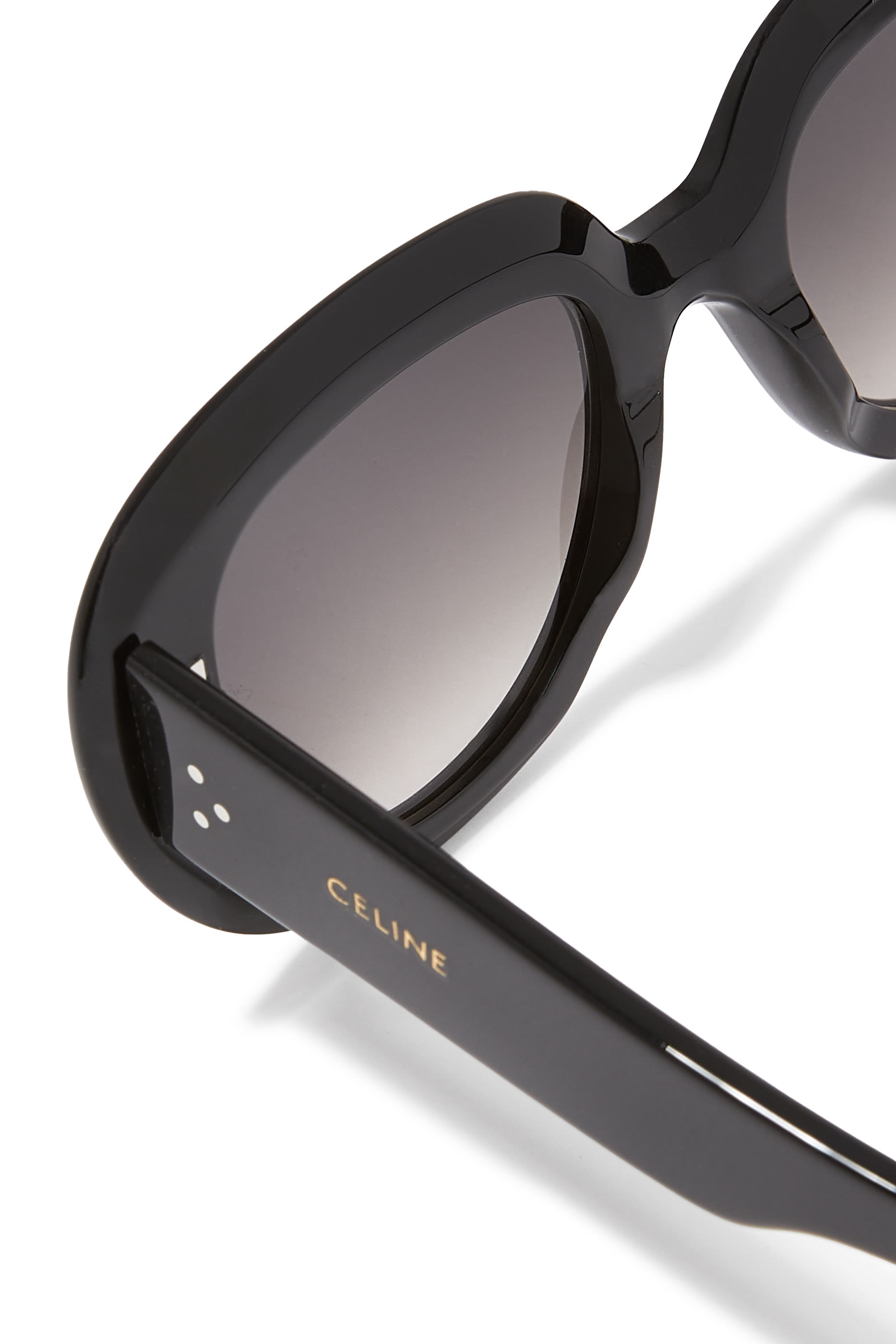 نظارة شمسية بتصميم فراشة بشعار الماركة