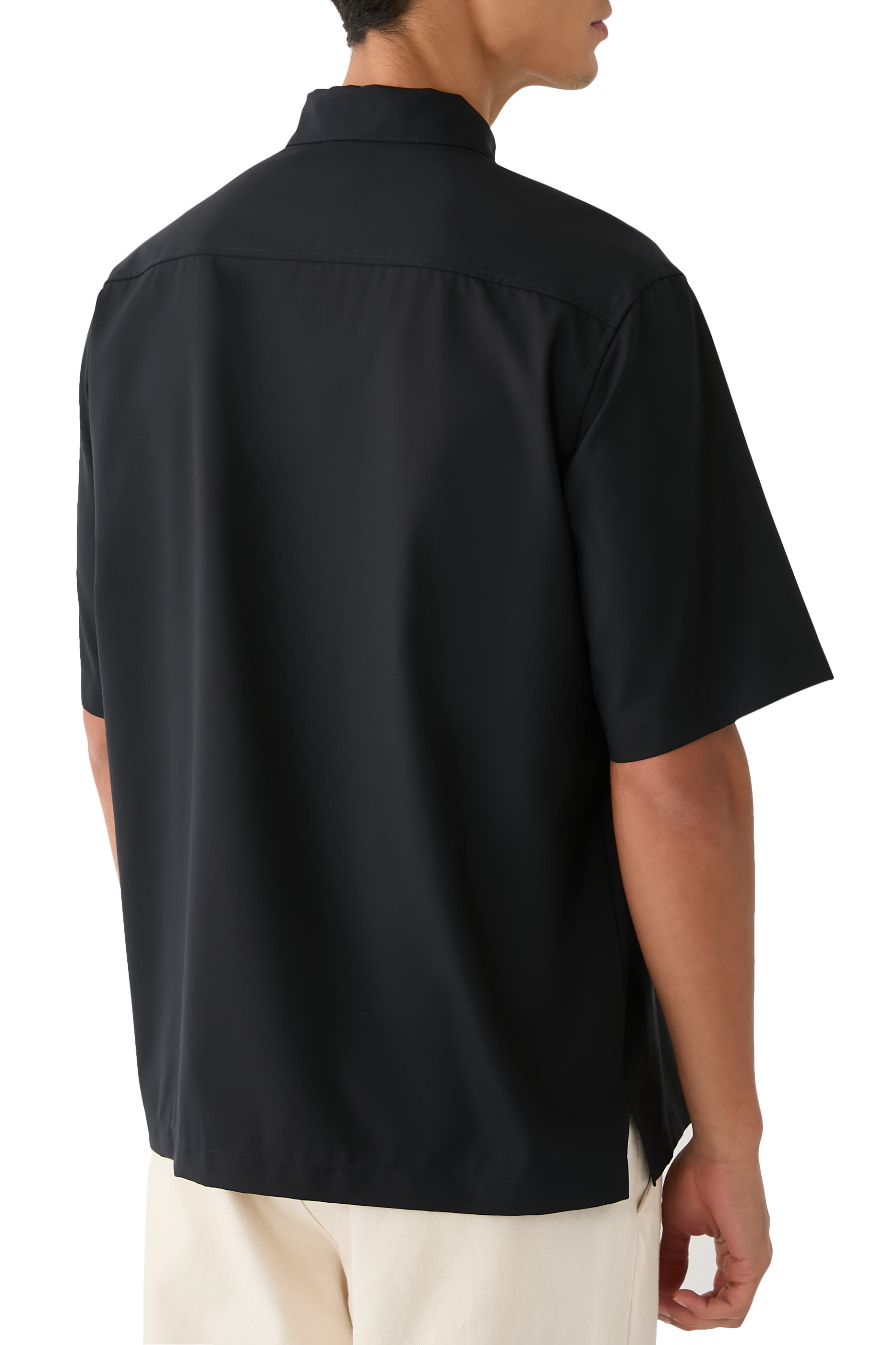 تيشيرت بنصف أكمام وياقة مفتوحة صوف استوائي ناعم للغاية