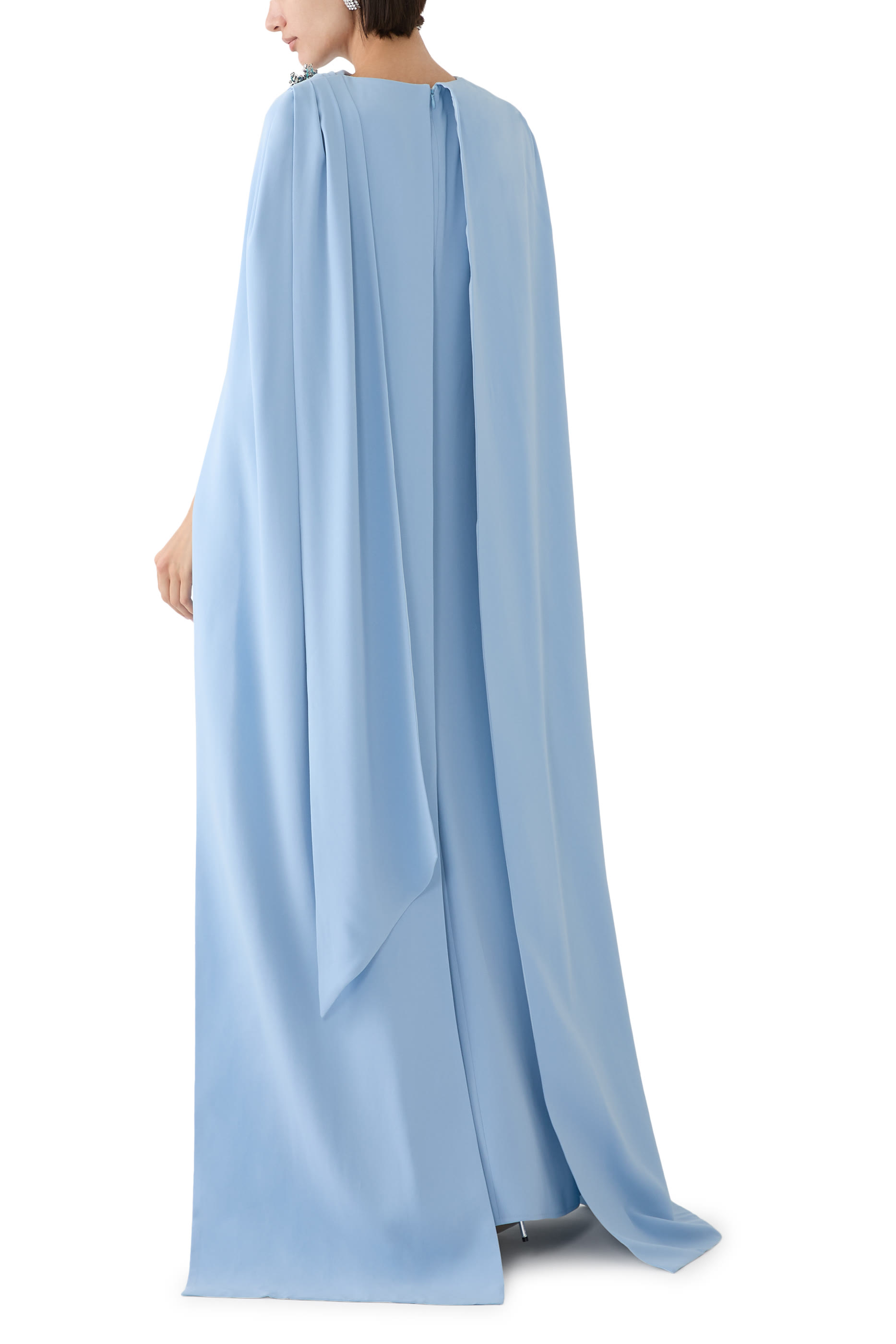 فستان سهرة بكاب