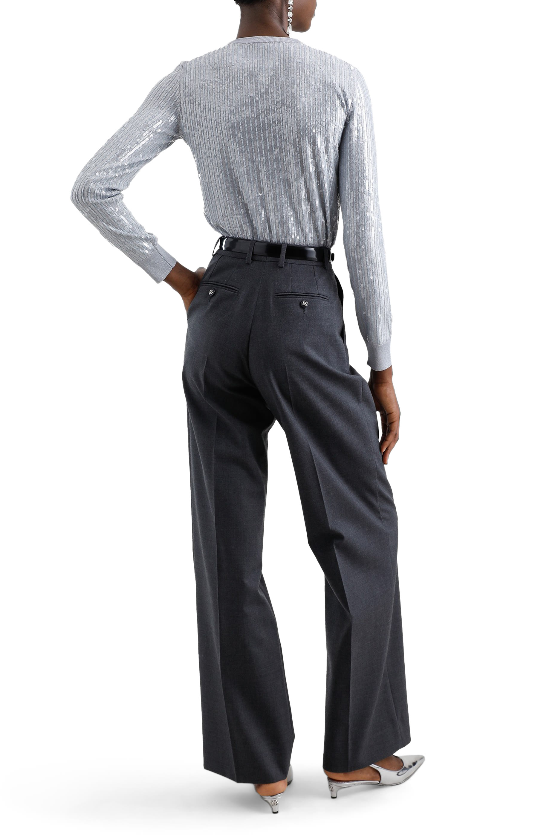 كنزة بياقة ضيقة مزين بترتر