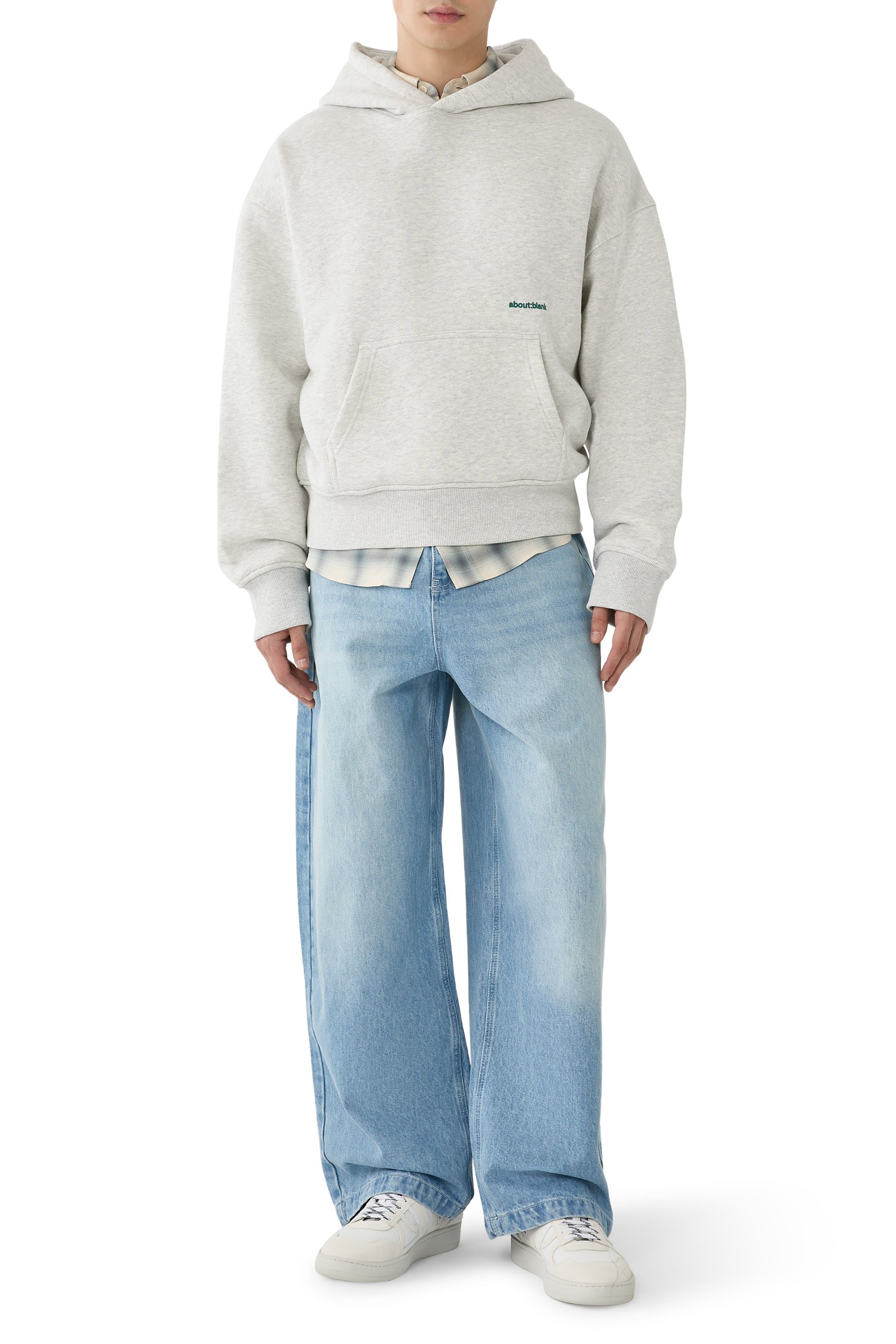 هودي بقصة مربعة