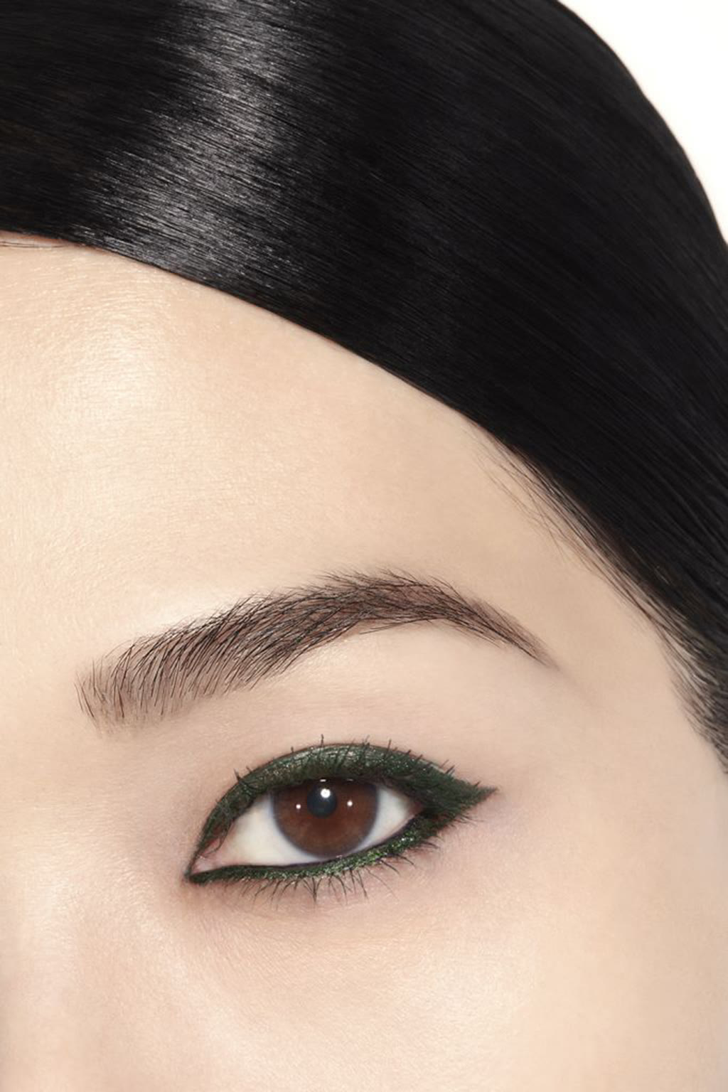 قلم ذو ثبات طويل لتحديد محيط العينين ورسمه STYLO YEUX WATERPROOF