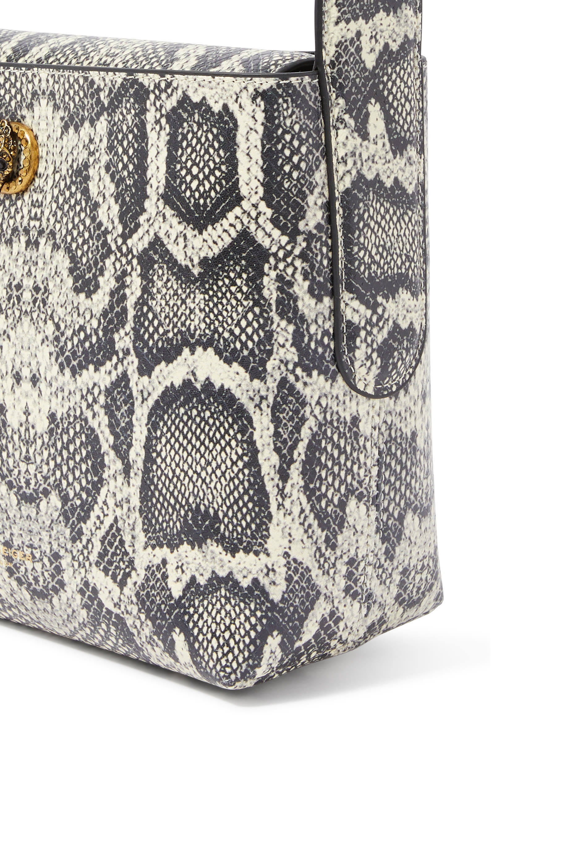 حقيبة باكيت درنش تشيلسي صغيرة