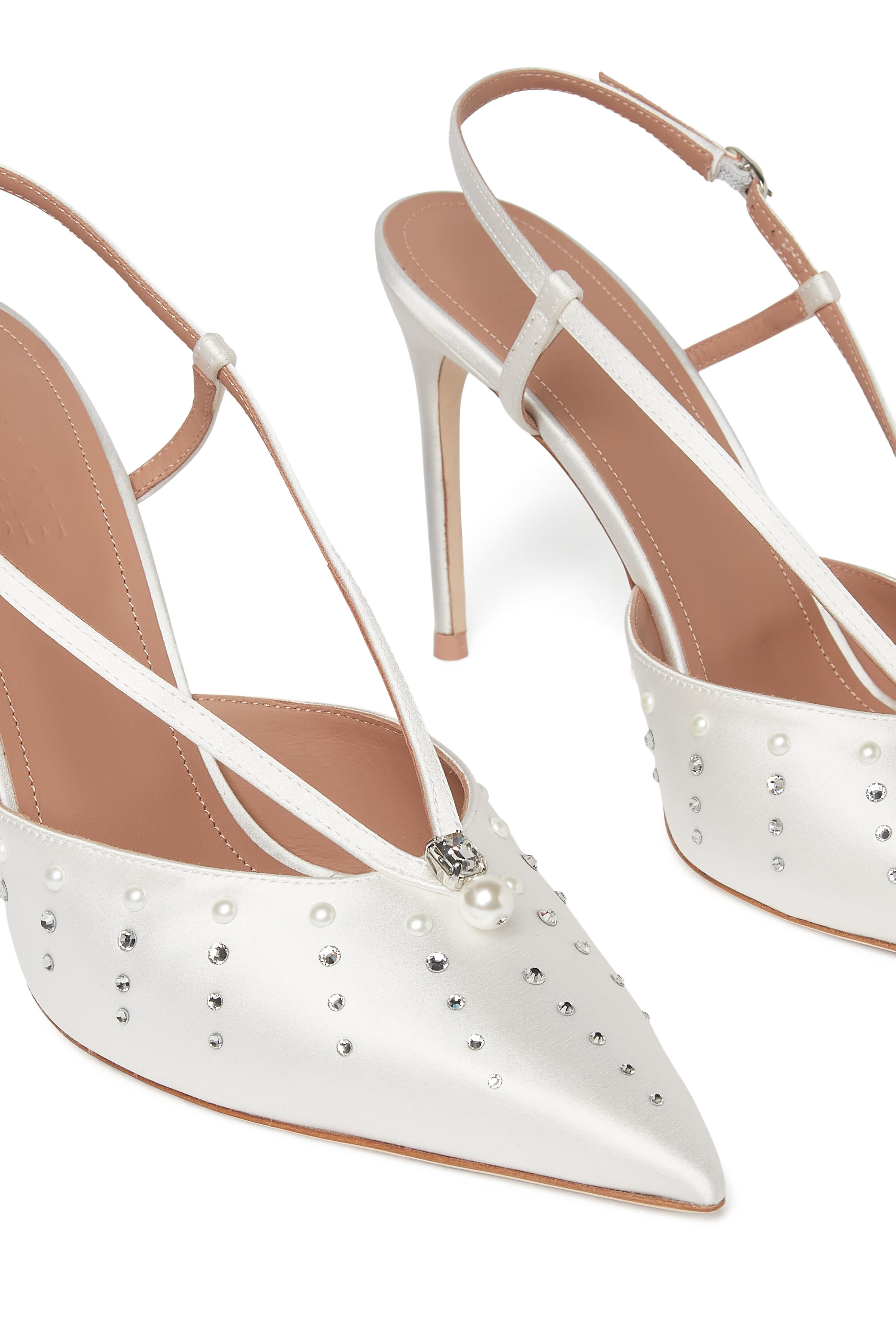 حذاء كلاسيكي مور 90 بسير خلفي وكريستال ستان