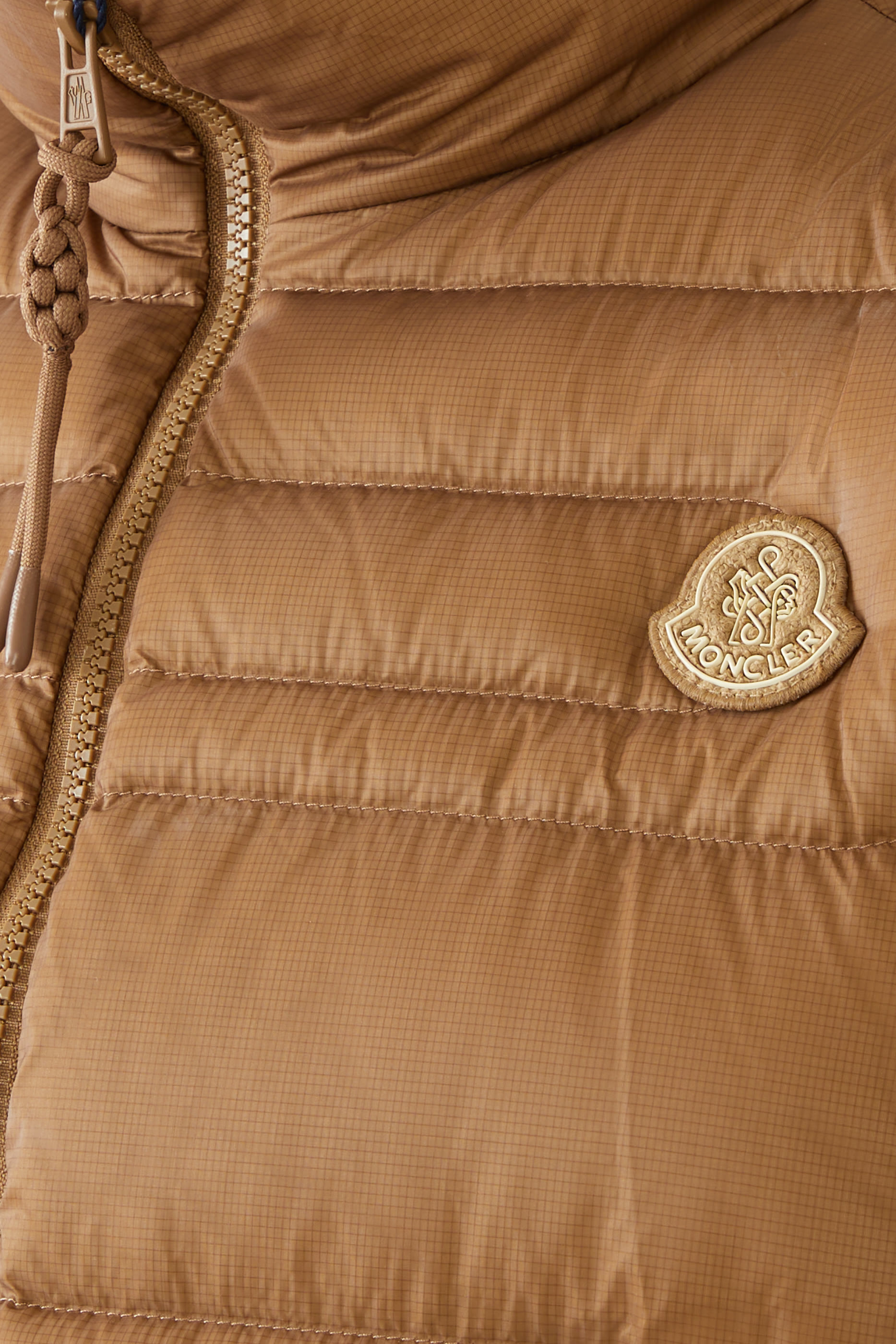 فيست اميشان بتصميم مبطن بالزغب