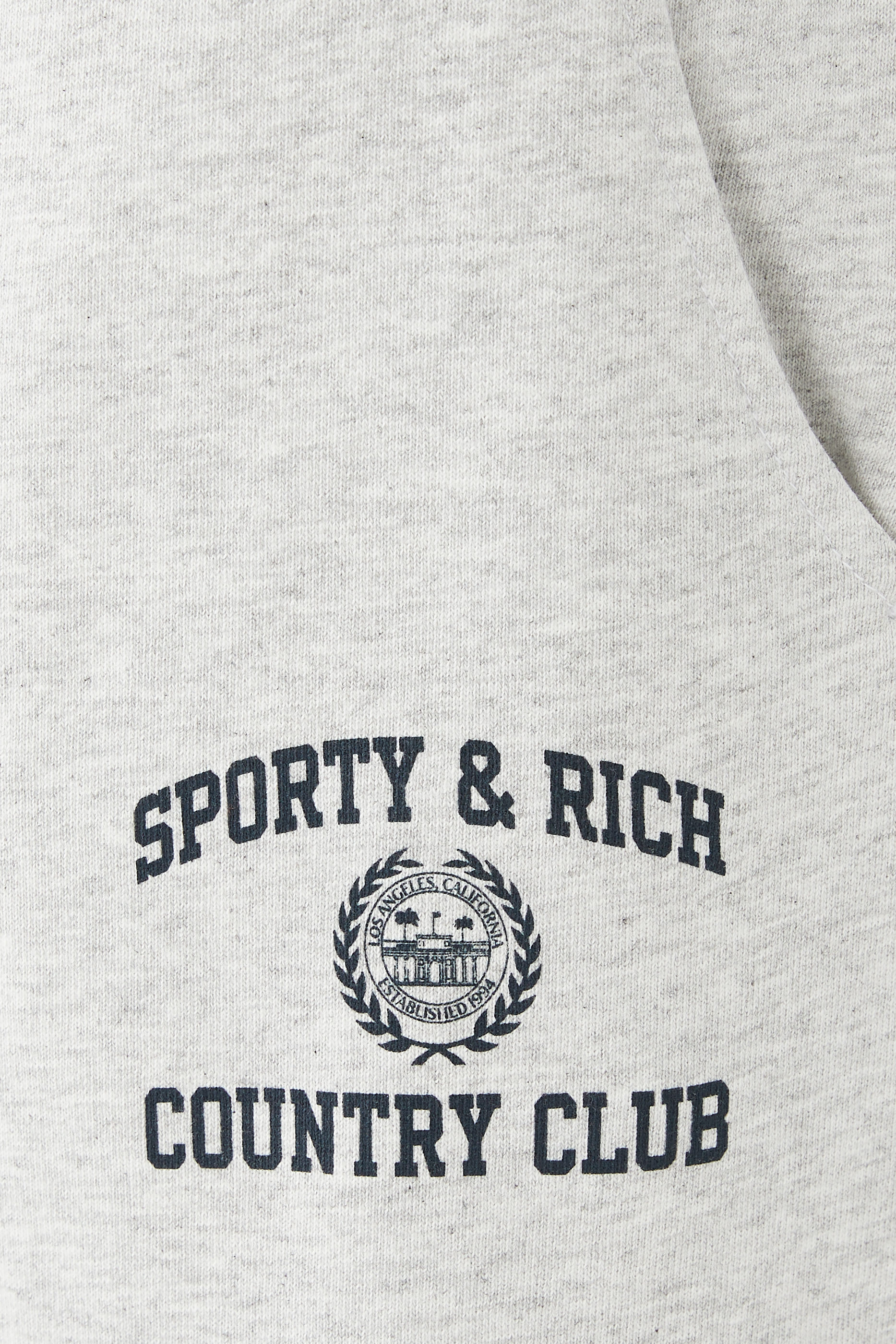 بنطال رياضي بشعار الماركة بتصميم جامعي