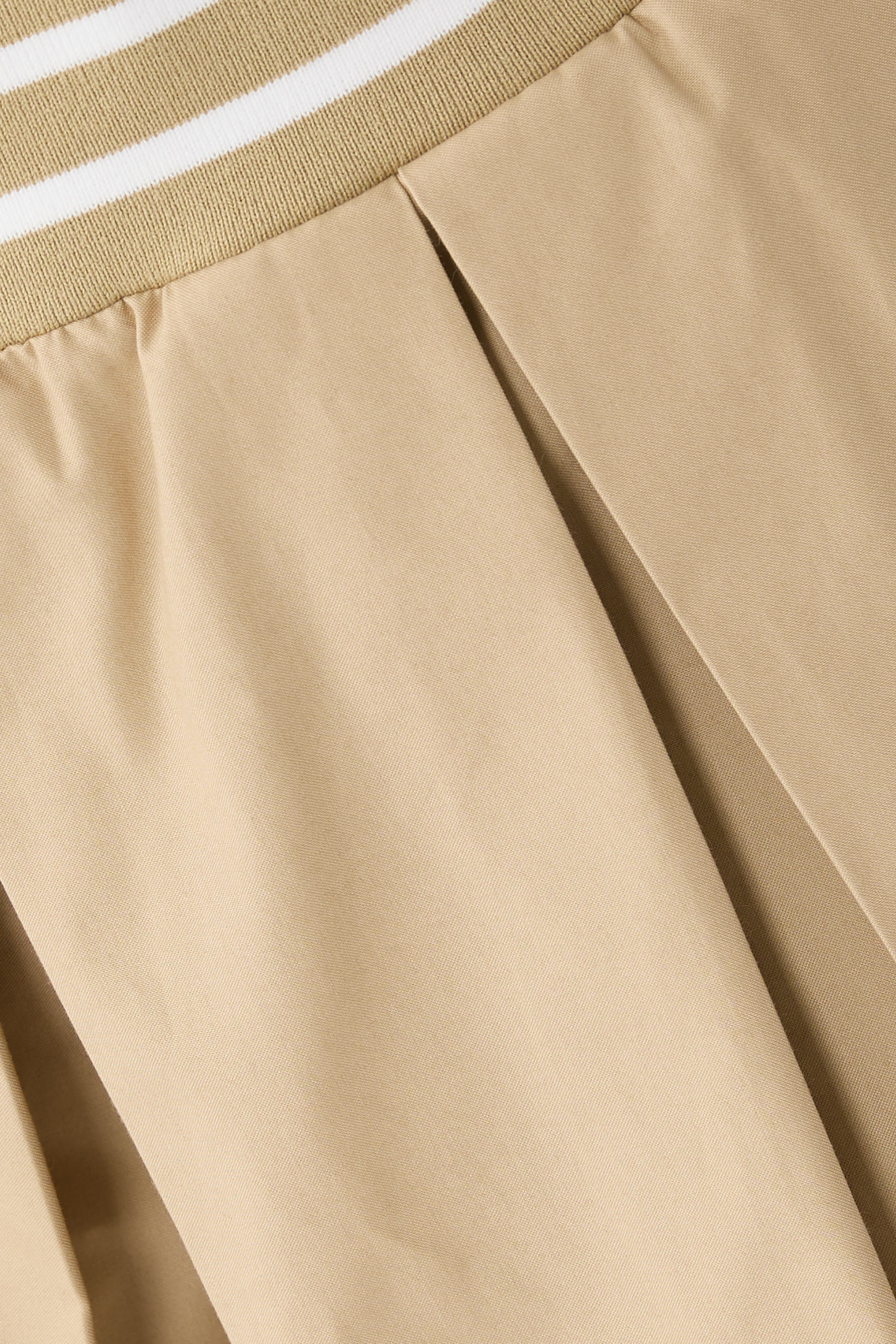 شورت بقصة مريحة قطن