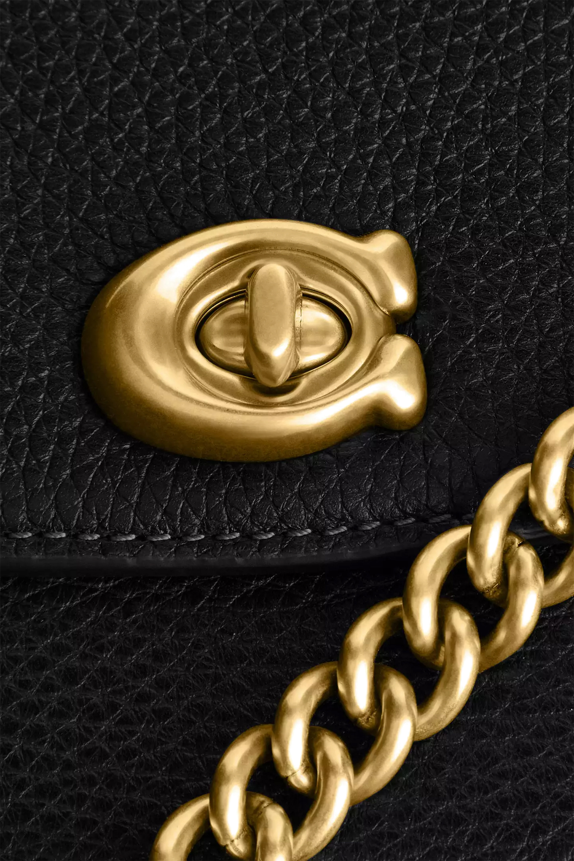 حقيبة كروس بودي كاسي 19