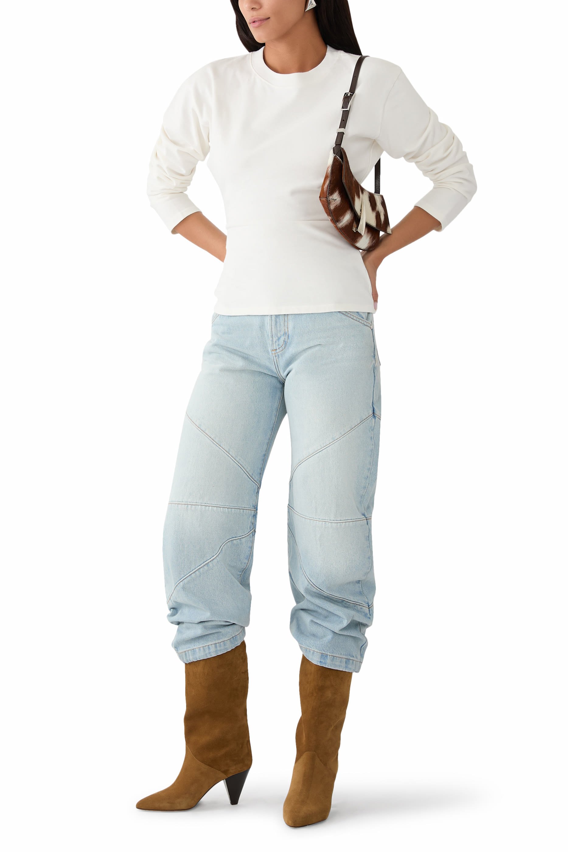 بنطال جينز فريدي بقصة ساق مقوسة قصيرة