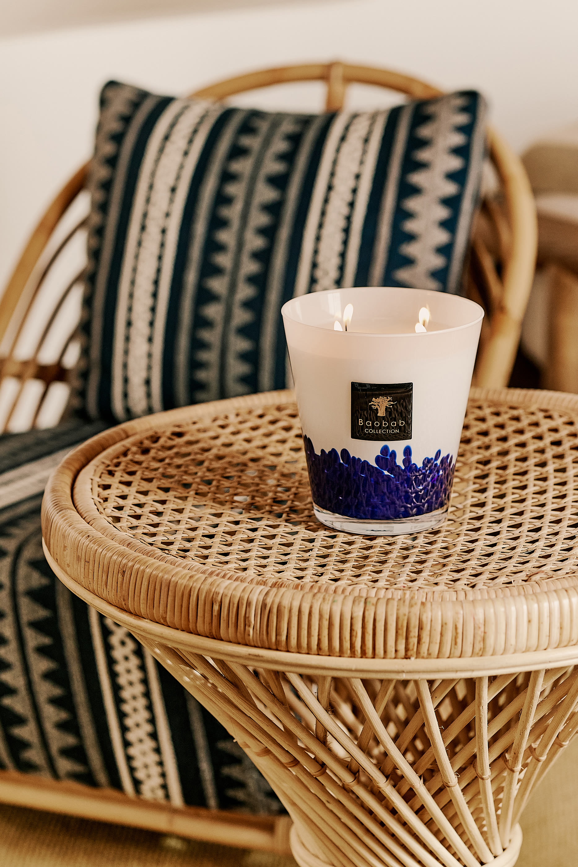 شمعة معطرة فيذرز توارج ماكس 10