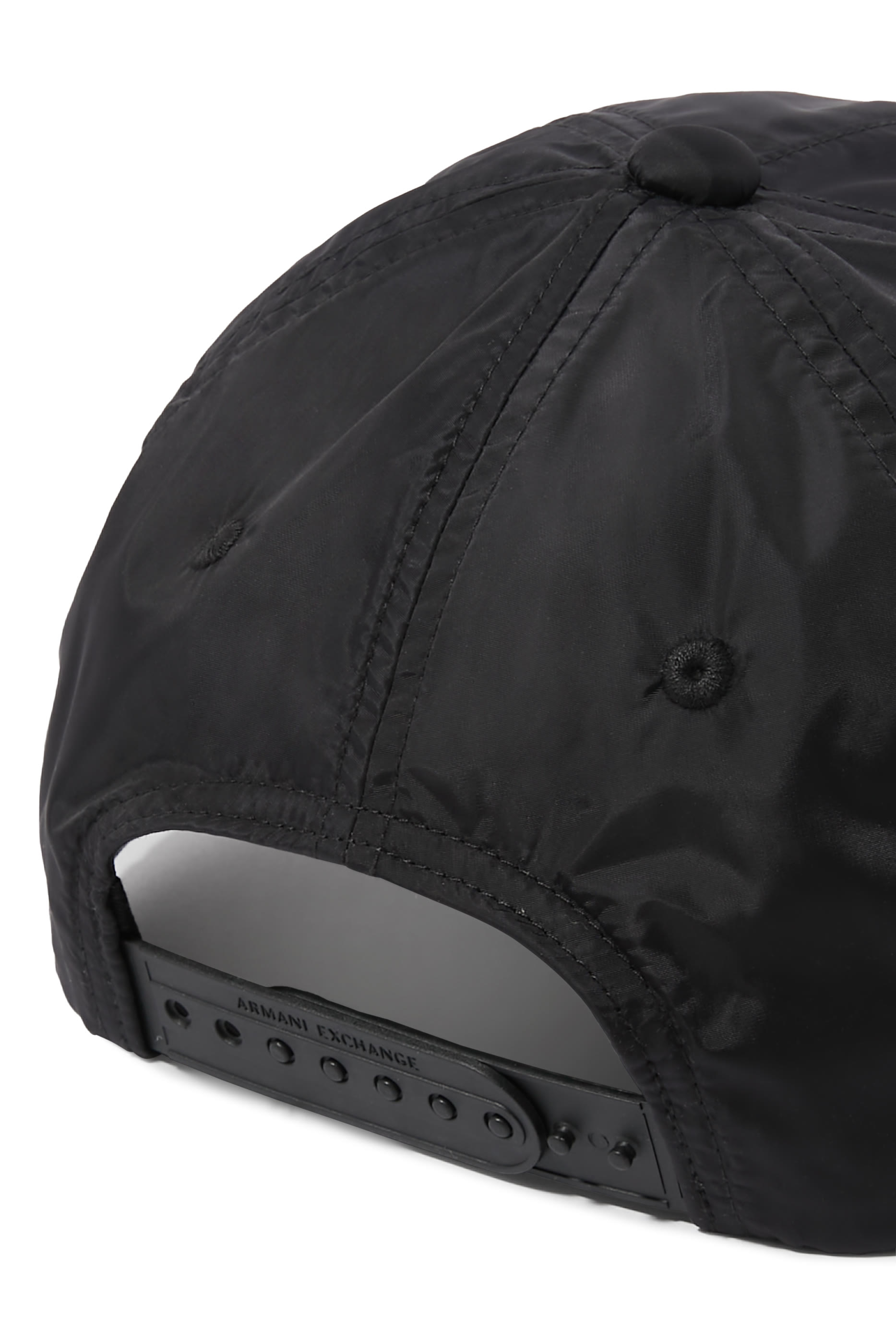 كاب بايسبول بشعار الماركة