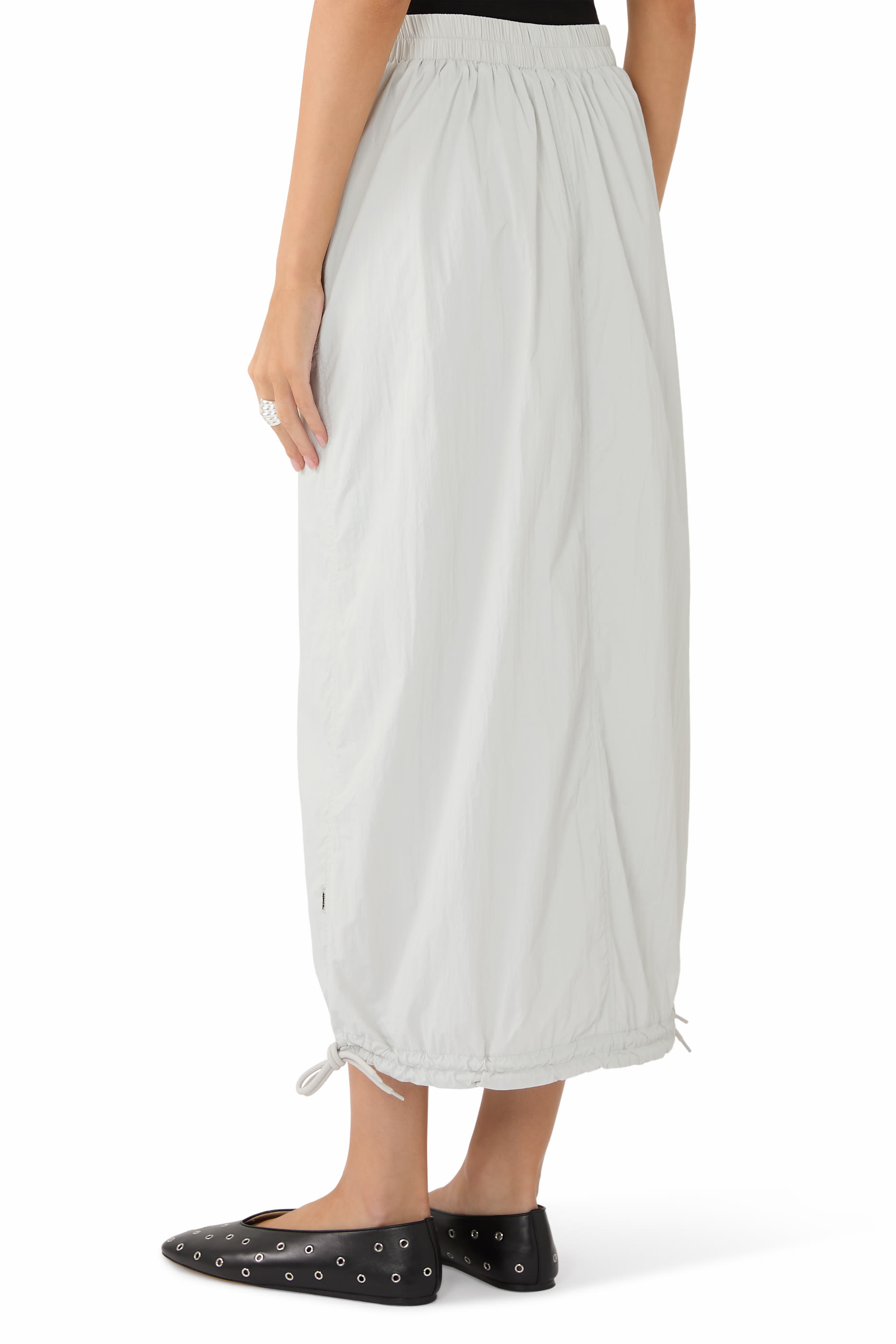 تنورة واقية من الأشعة فوق البنفسجية