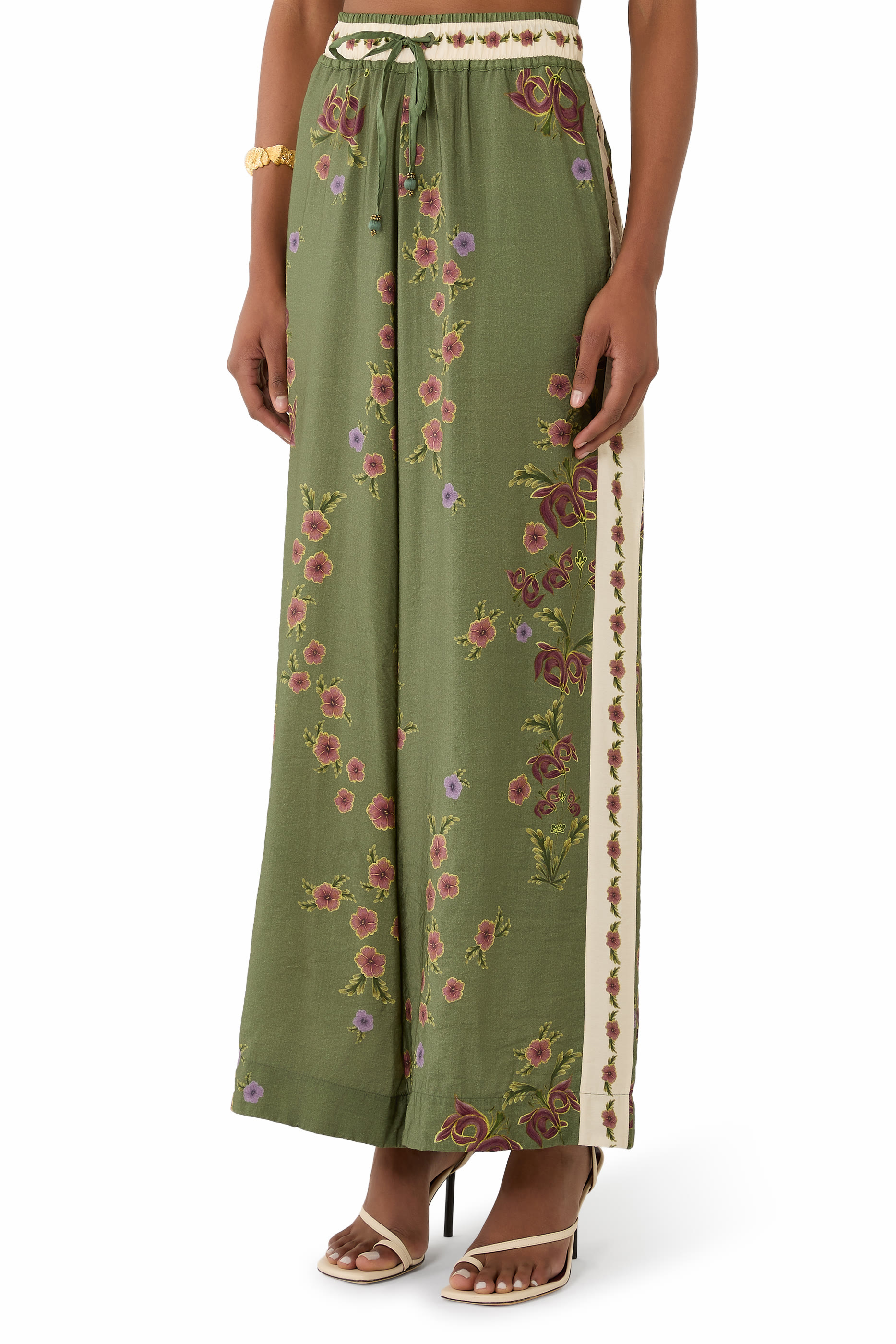 بنطال جانيس