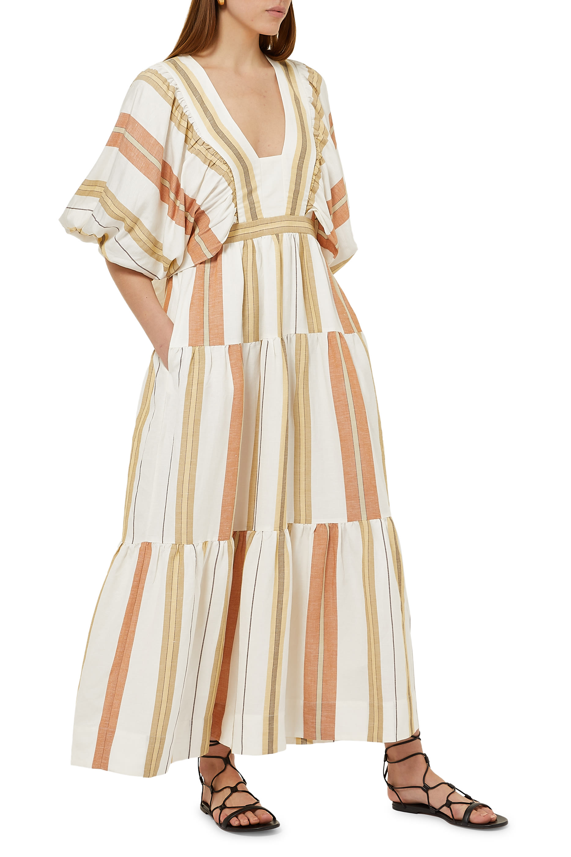 فستان سوزانا بقصة طويلة