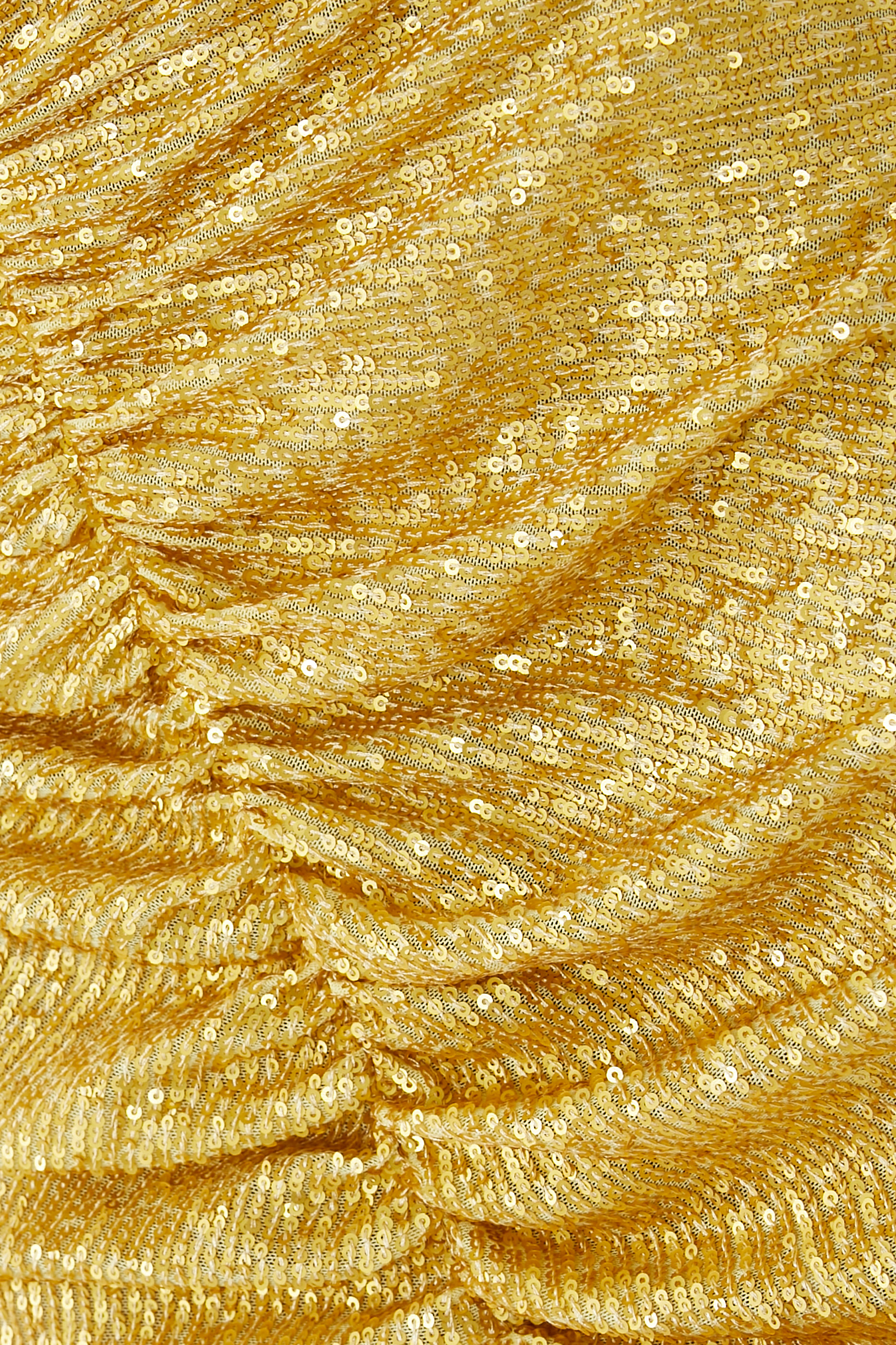 فستان بياقة على شكل حرف V وأكمام طويلة بكشكشة في الأمام