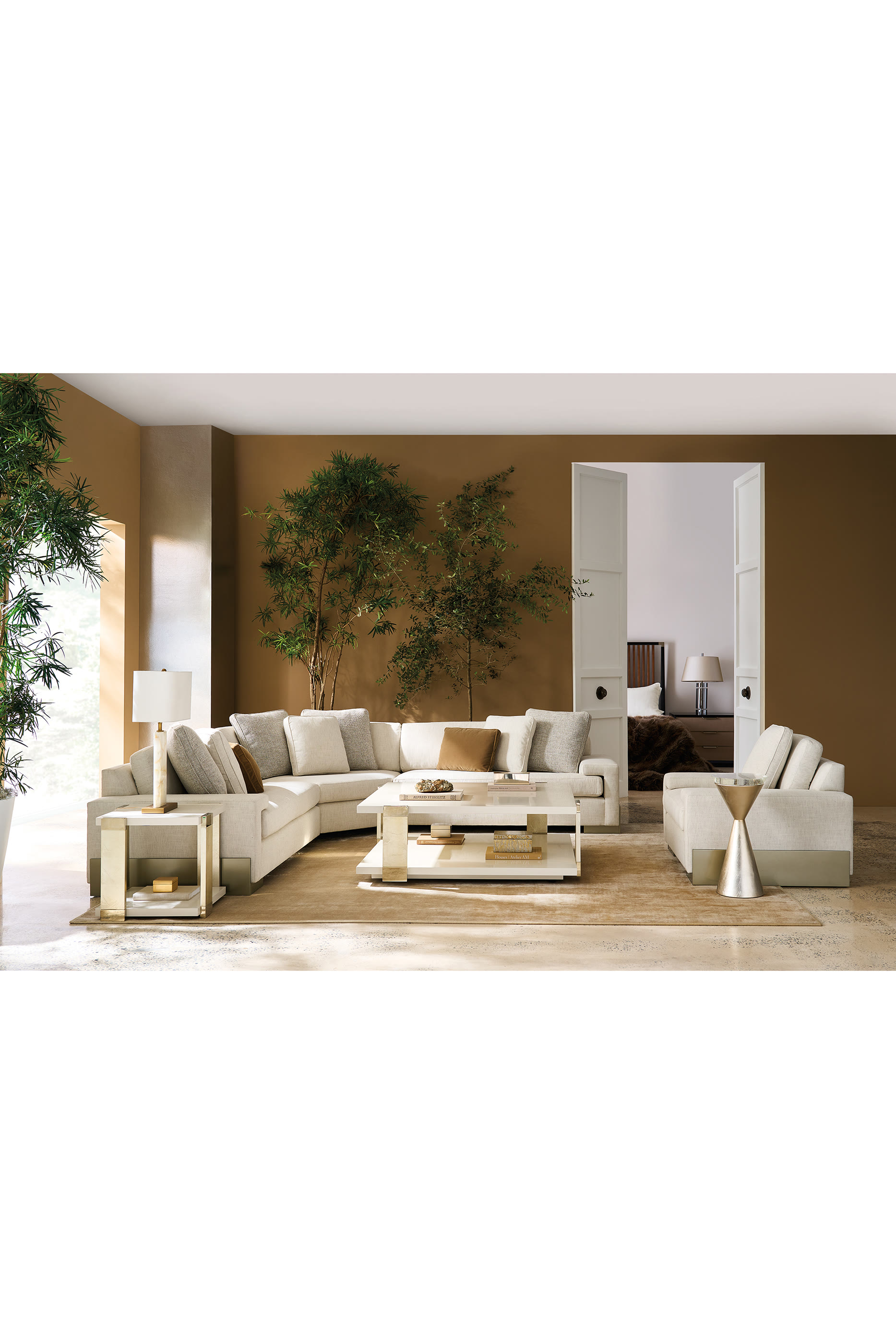 طاولة جانبية سباي زجاج