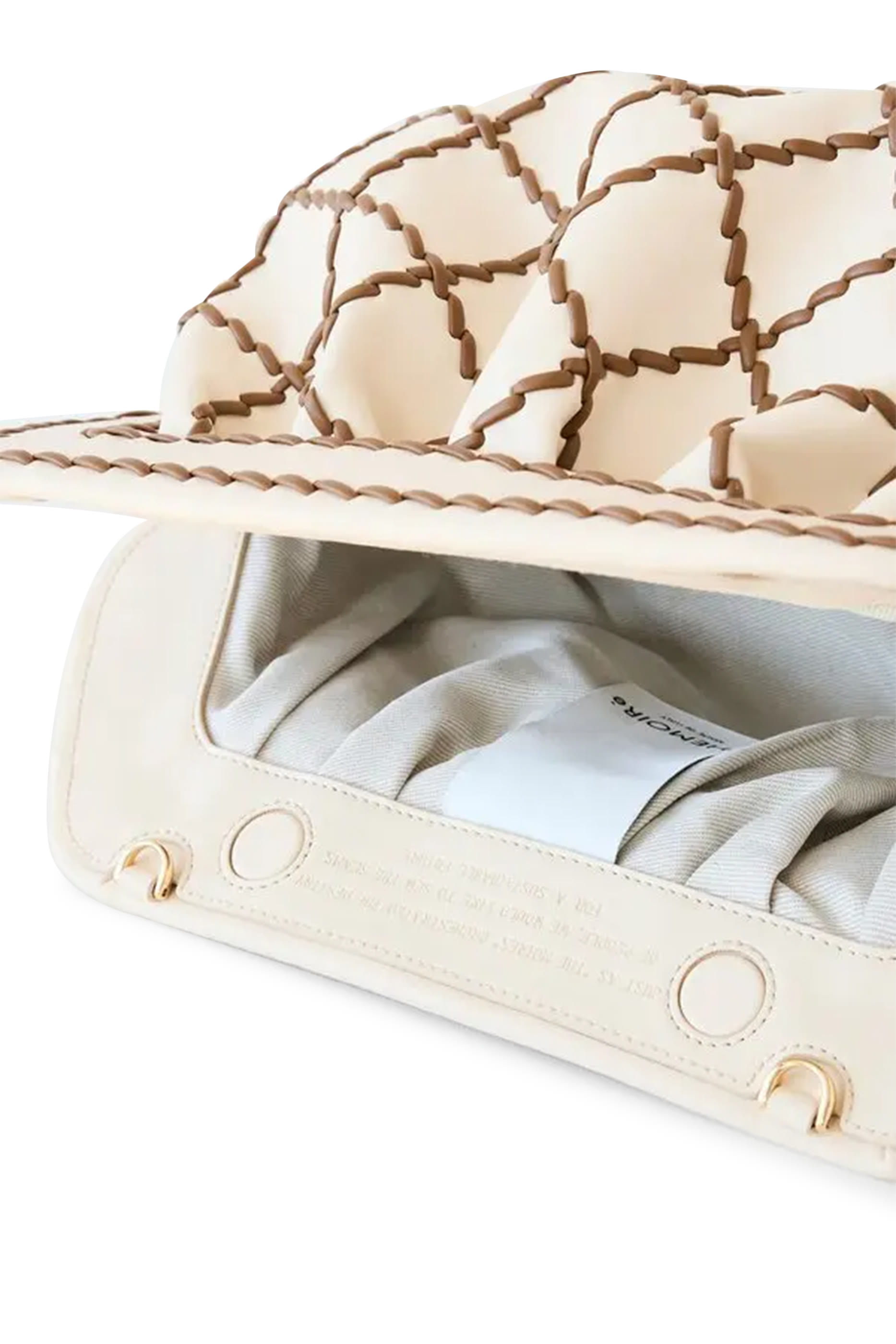 حقيبة كلاتش تيا