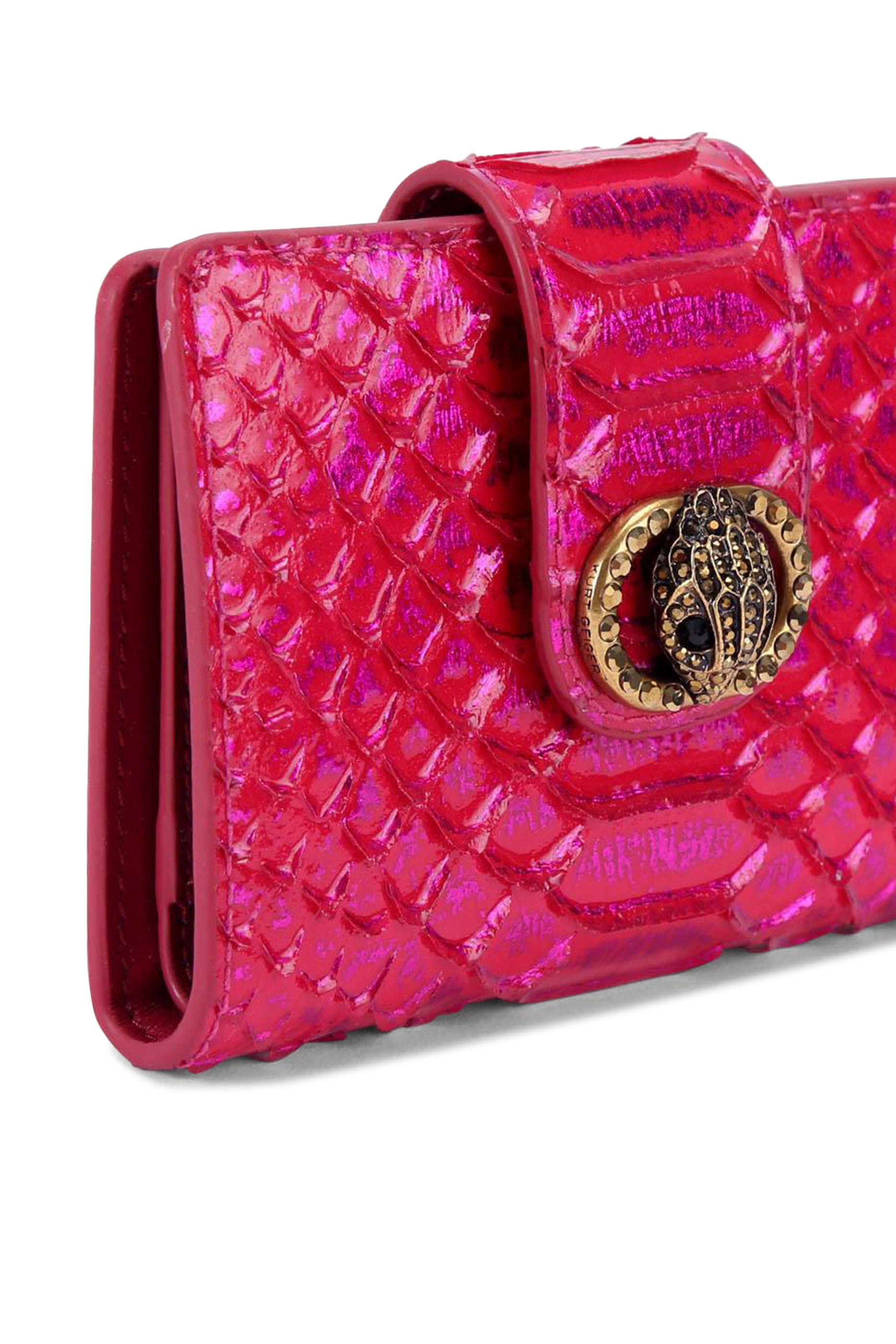 محفظة تشيلسيا بغطاء قلاب