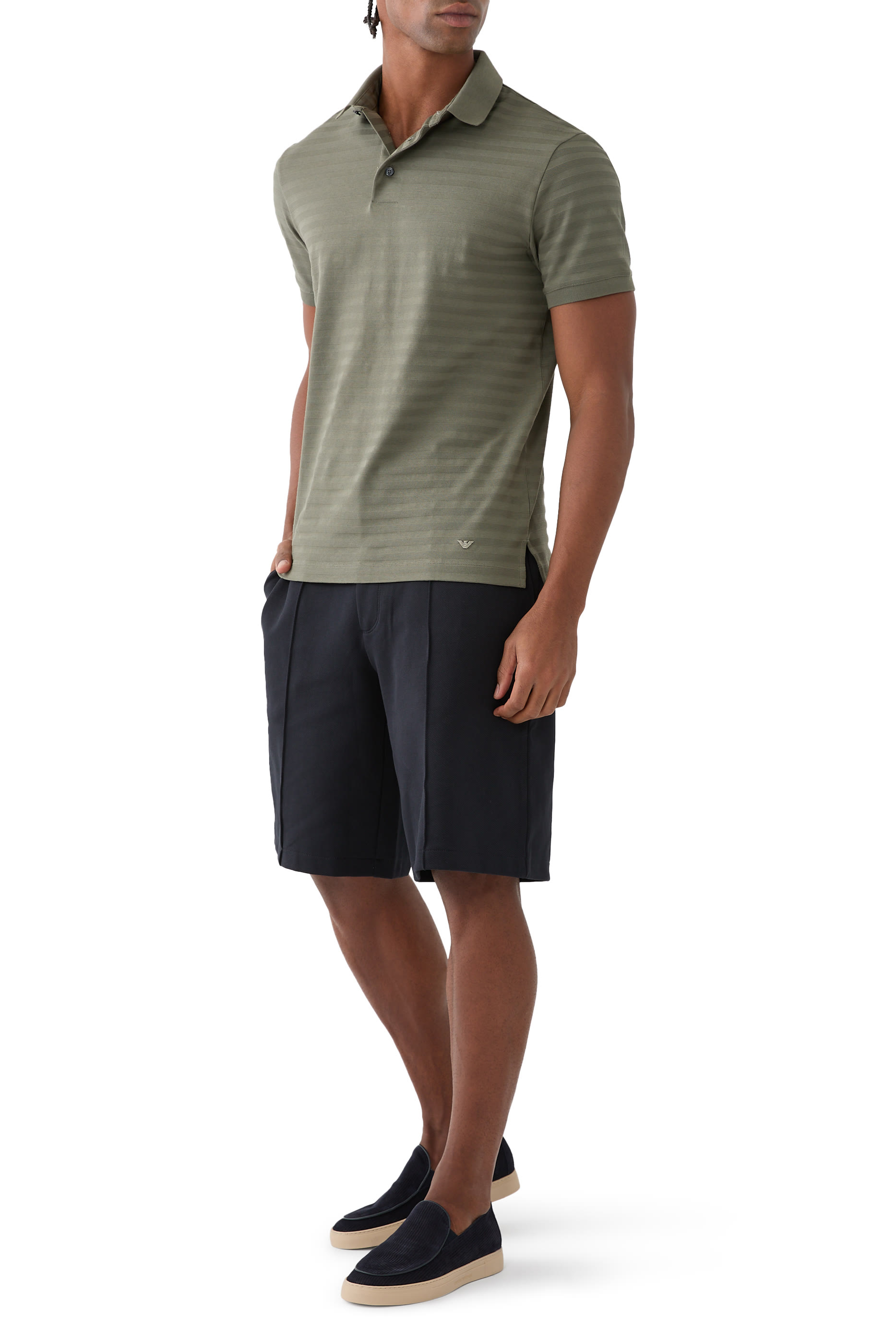 قميص بولو بخطوط أفقية