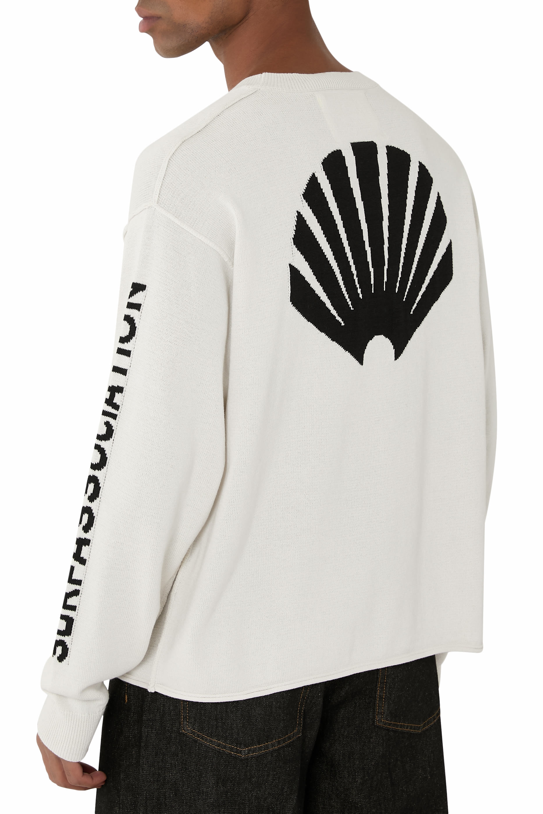 سويت شيرت بأكمام طويلة وشعار الماركة