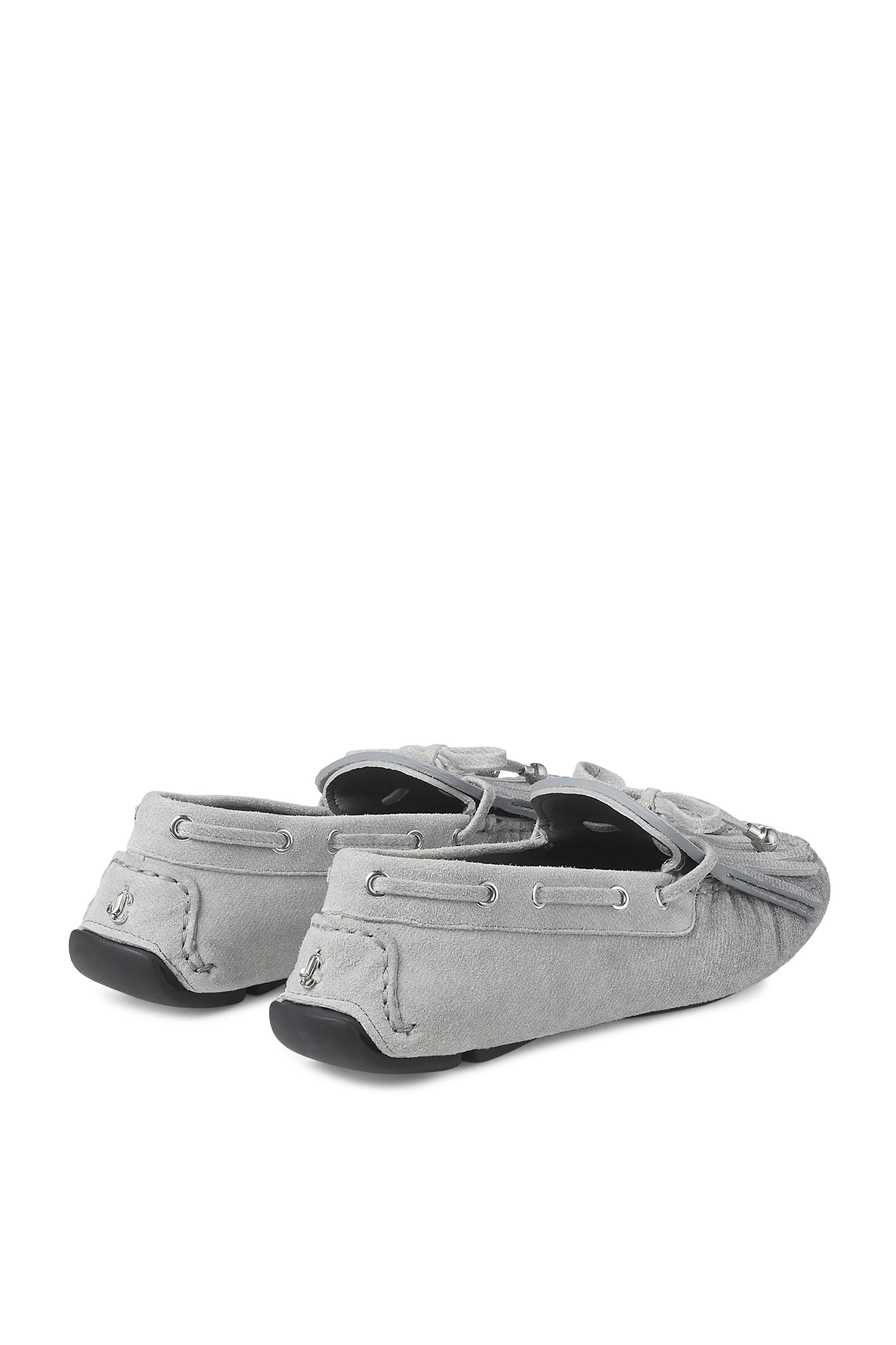 حذاء مانون سهل الارتداء