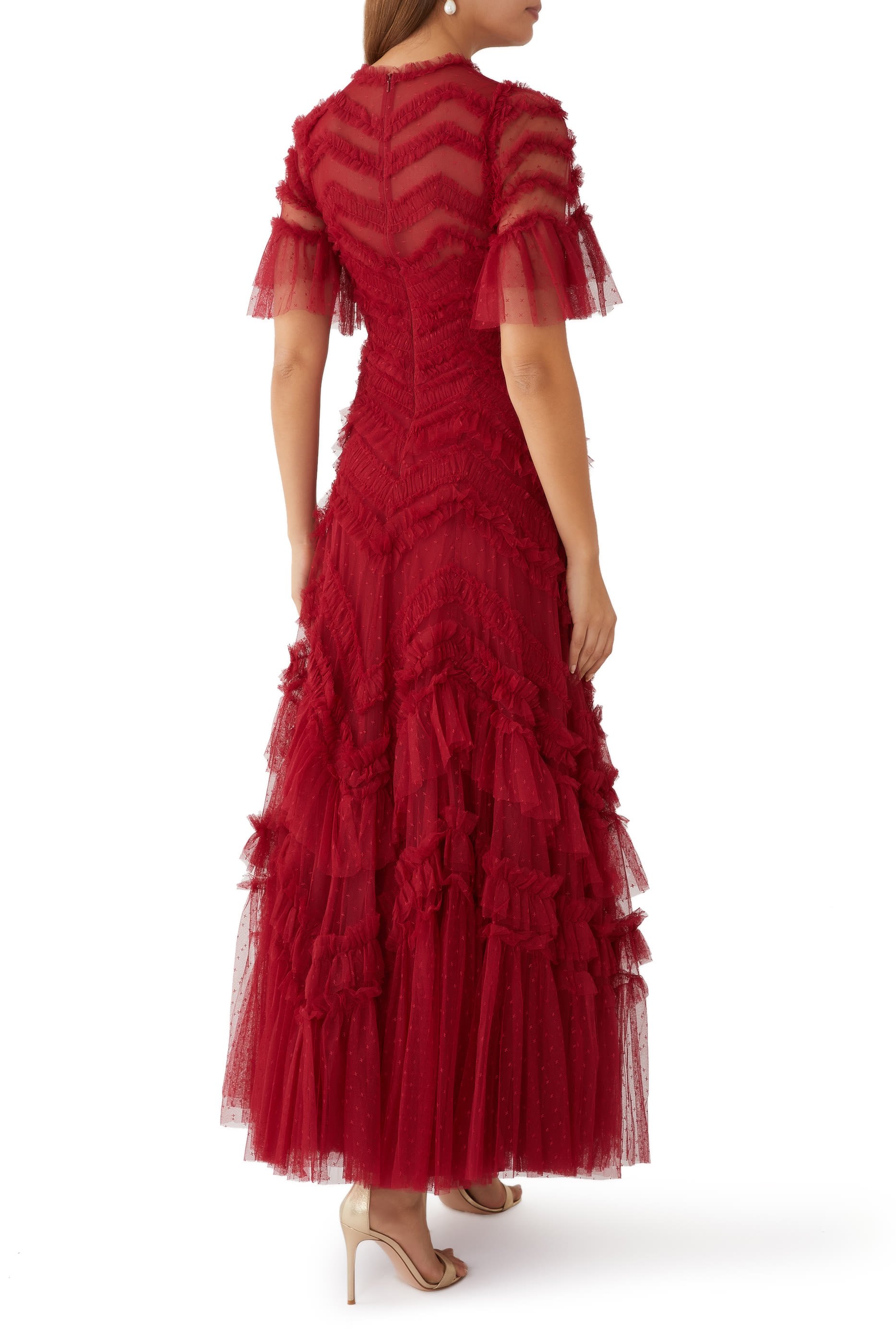 فستان سهرة إيليا بأكمام قصيرة