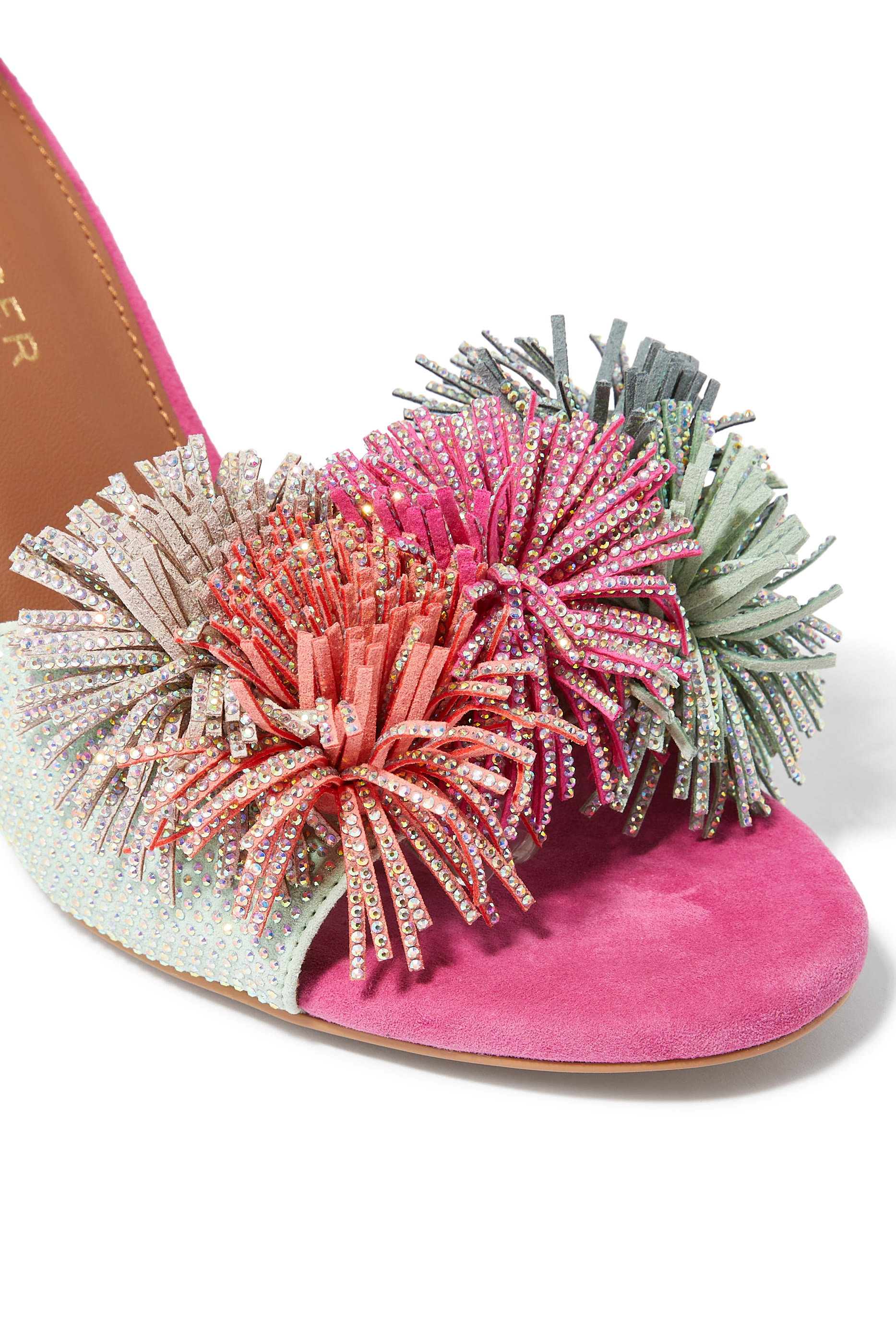 صندل بأربطة حول الكاحل 70 بزخارف بوم بوم