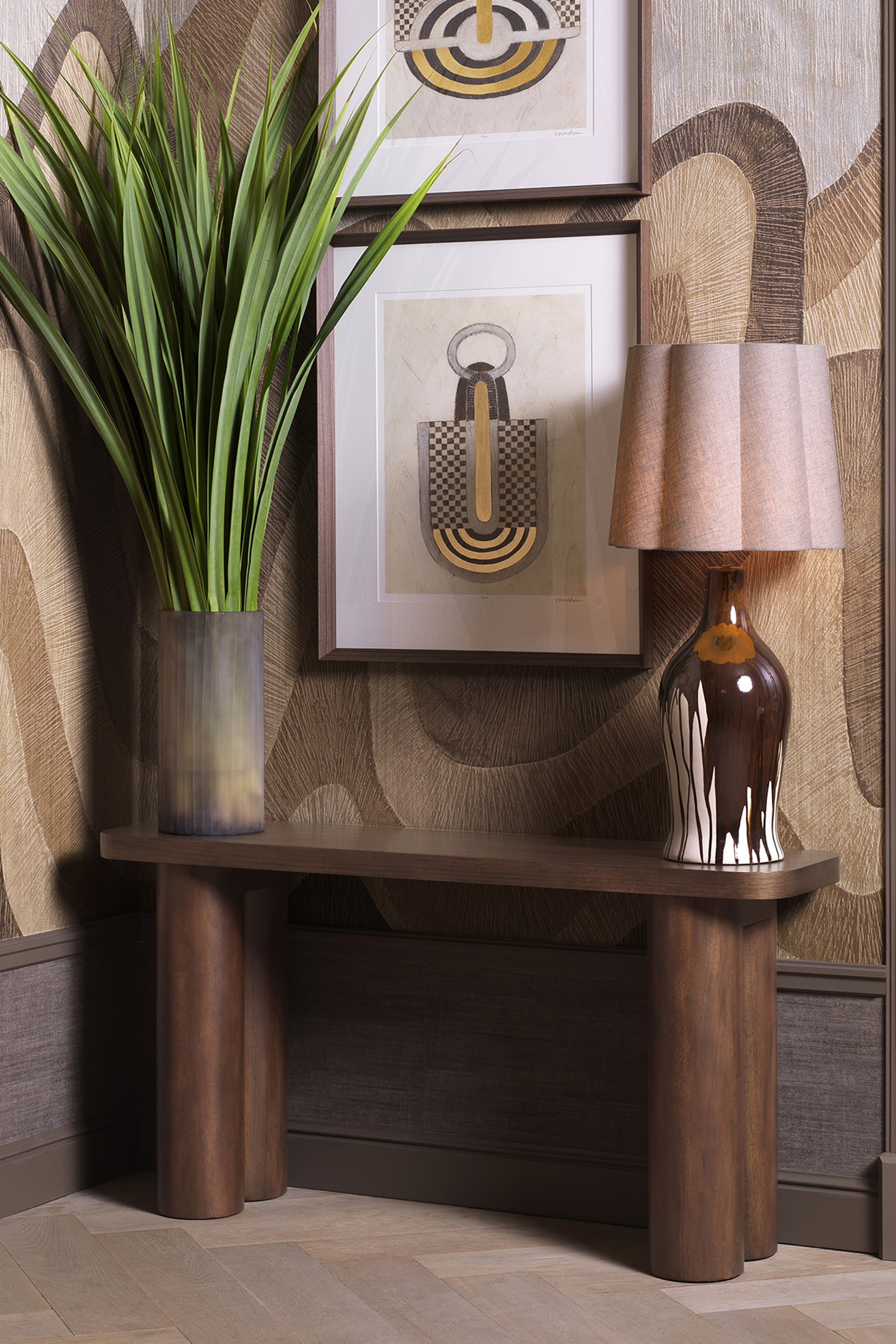 طاولة كونسول ليندبروك