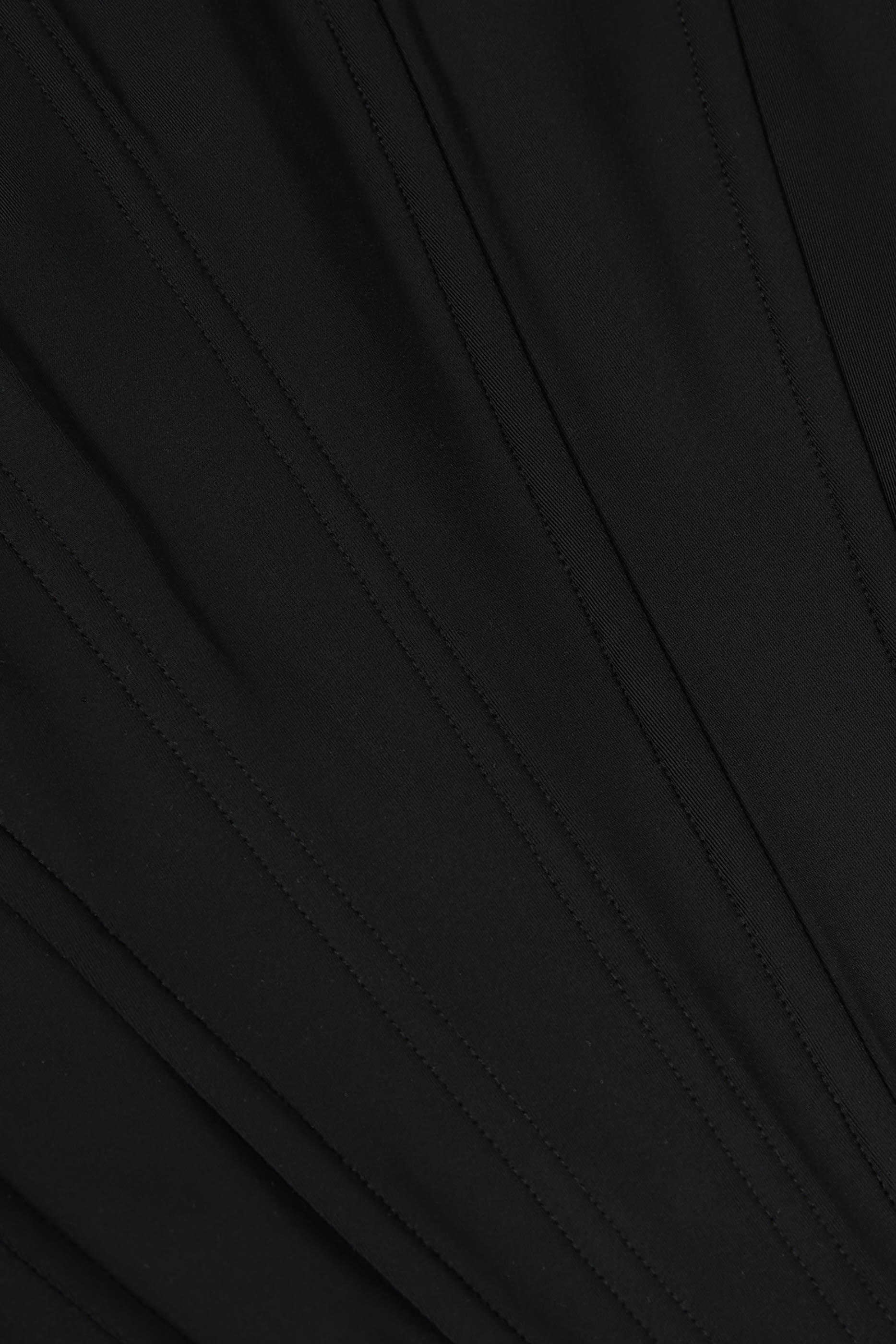 بدلة سباحة أديليد بتصميم قطعة واحدة