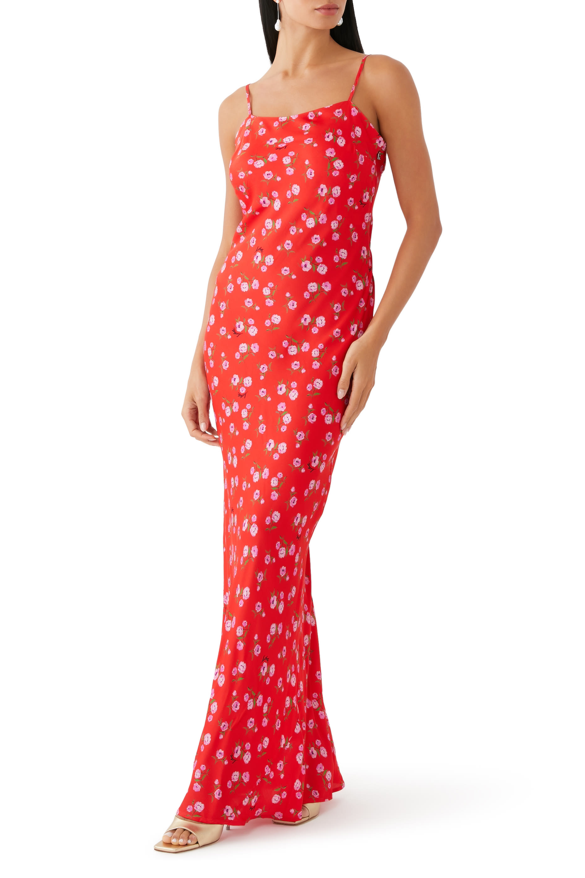 فستان طويل بطبعة