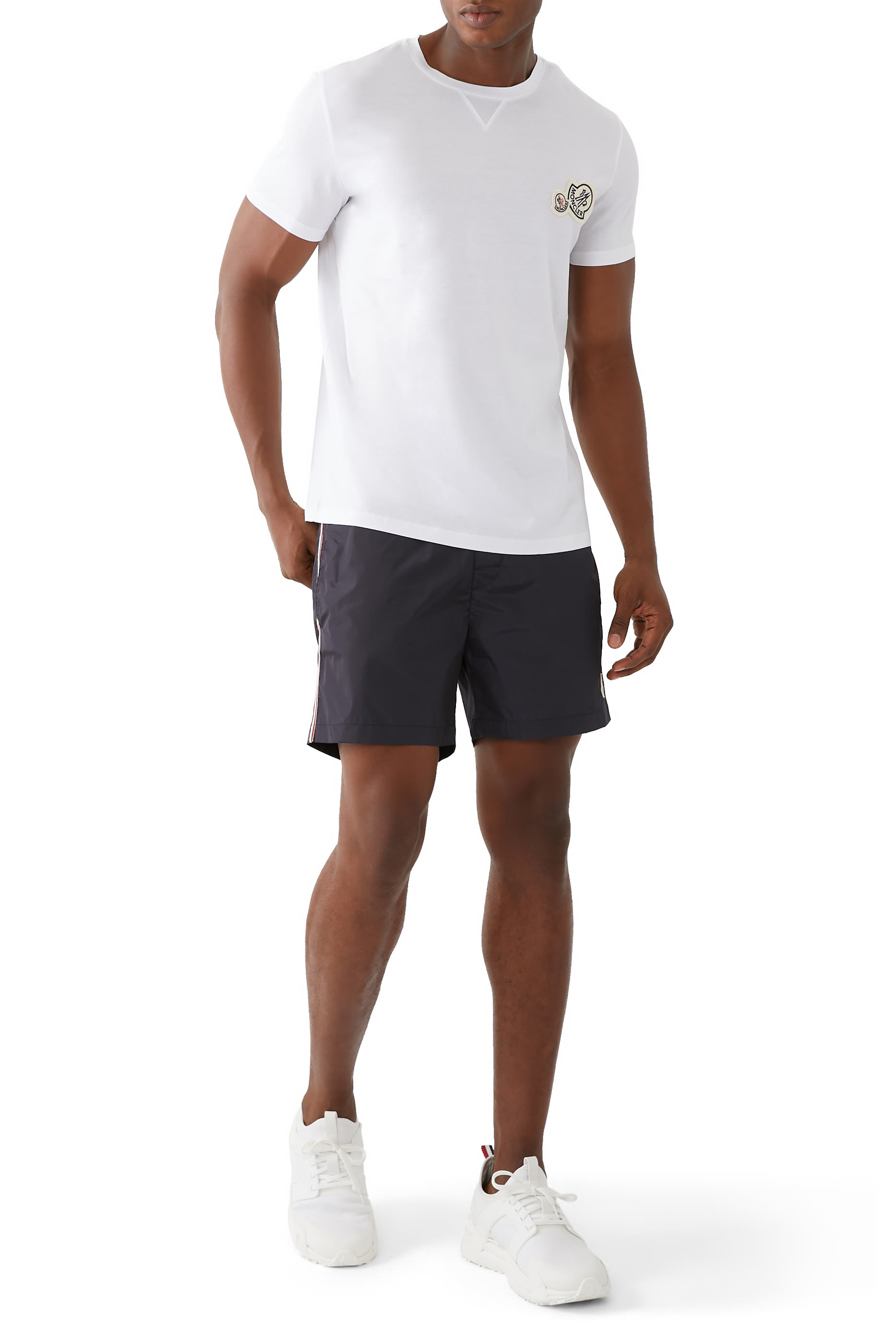 شورت سباحة بشعار الماركة