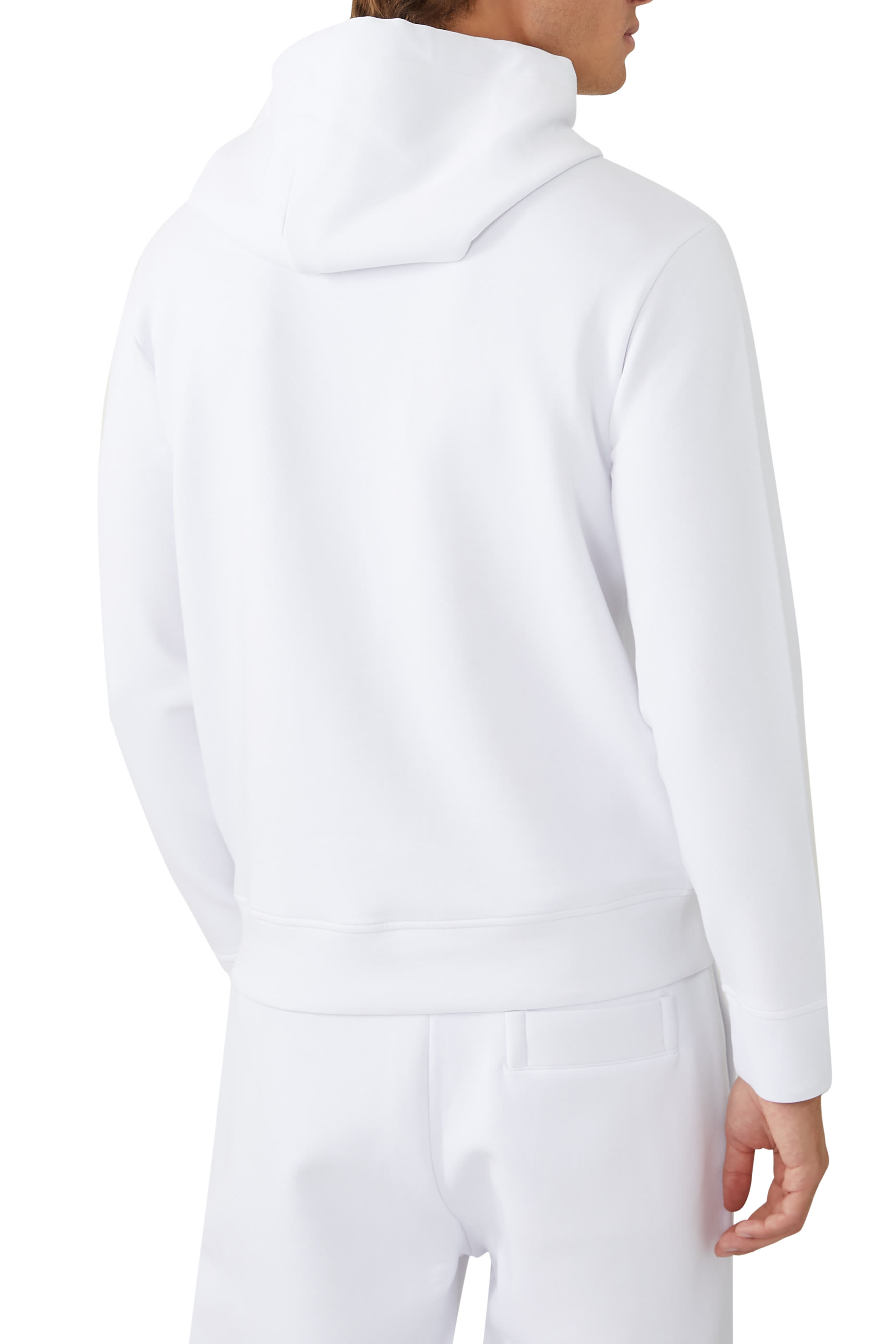 سويت شيرت بغطاء رأس ورقعة شعار الماركة بحجم صغير