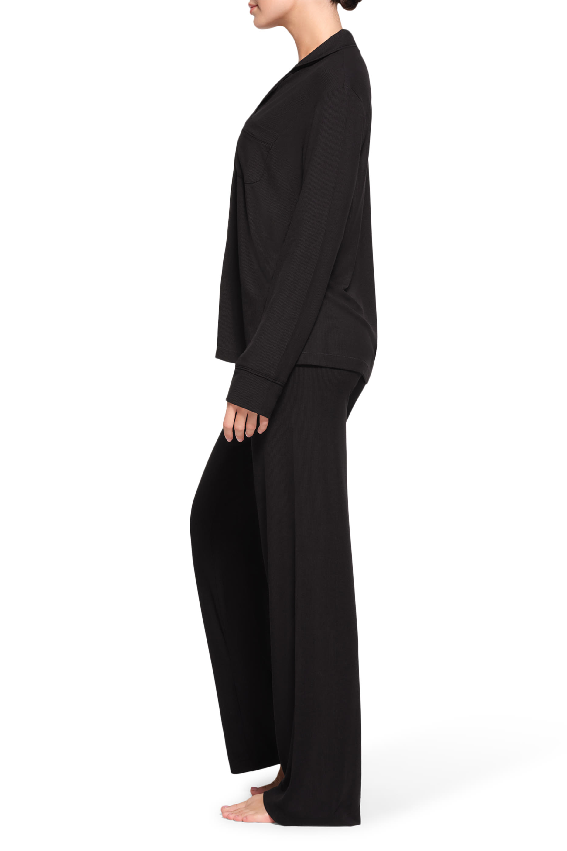 طقم نوم لونج ناعم