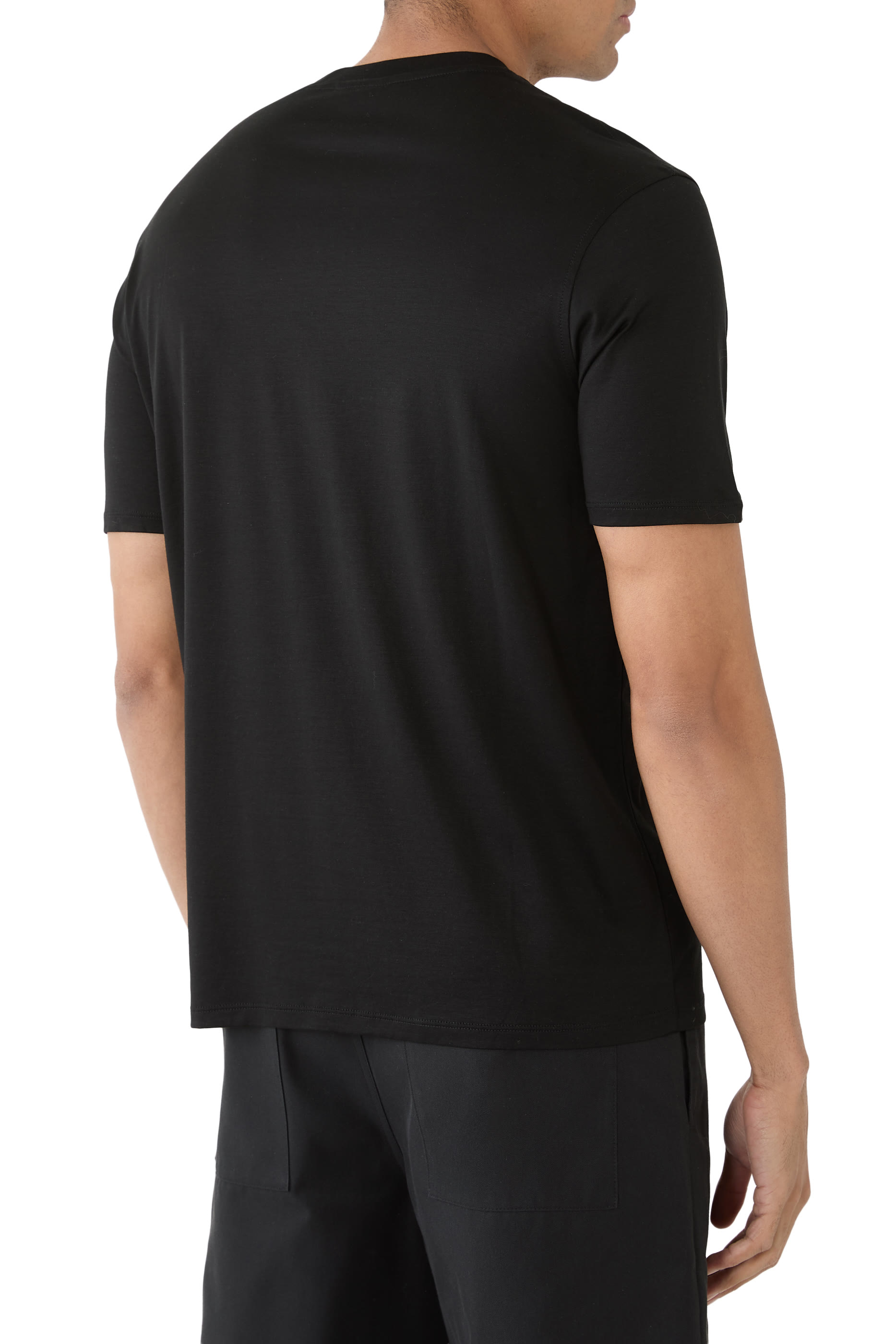 تيشيرت بشعار رأس النسر