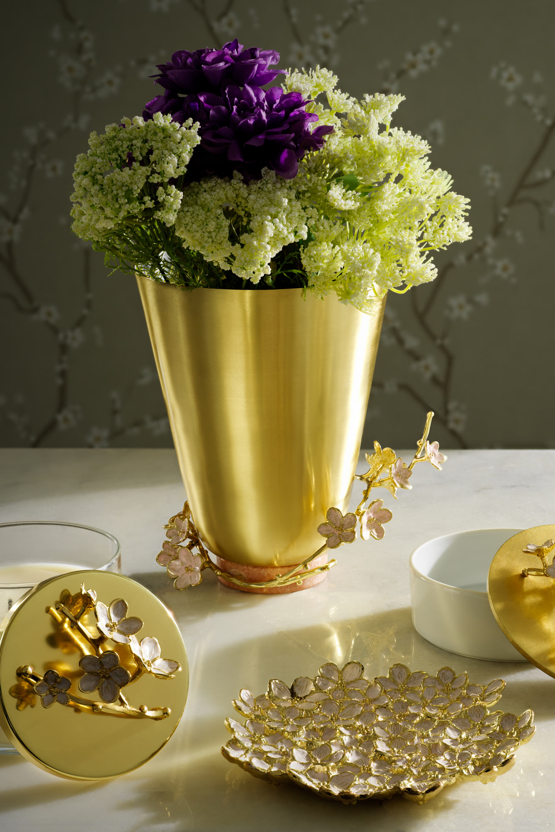 وعاء متعدد الاستخدامات بزهور الكرز