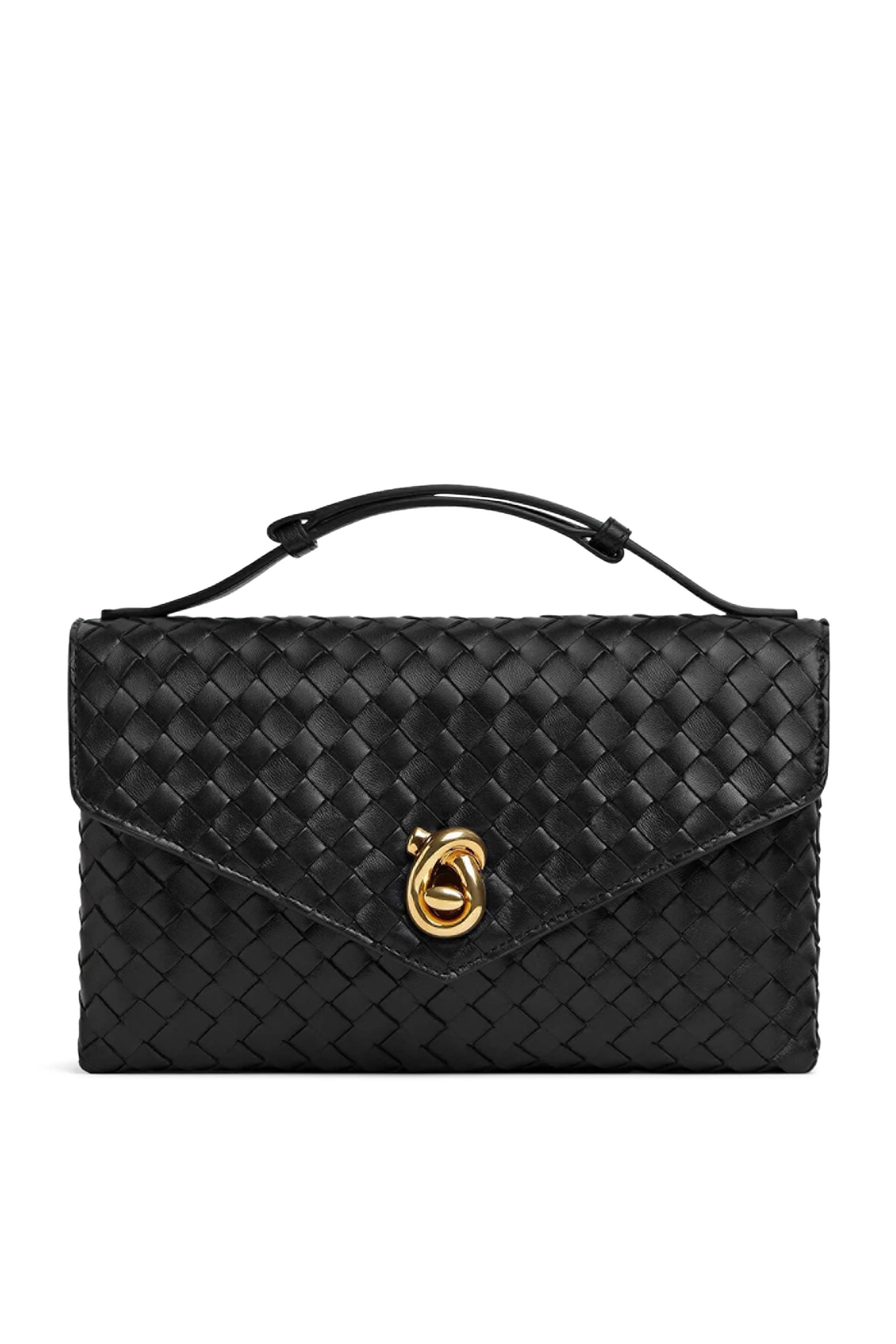 حقيبة كروس بقفل على شكل عقدة