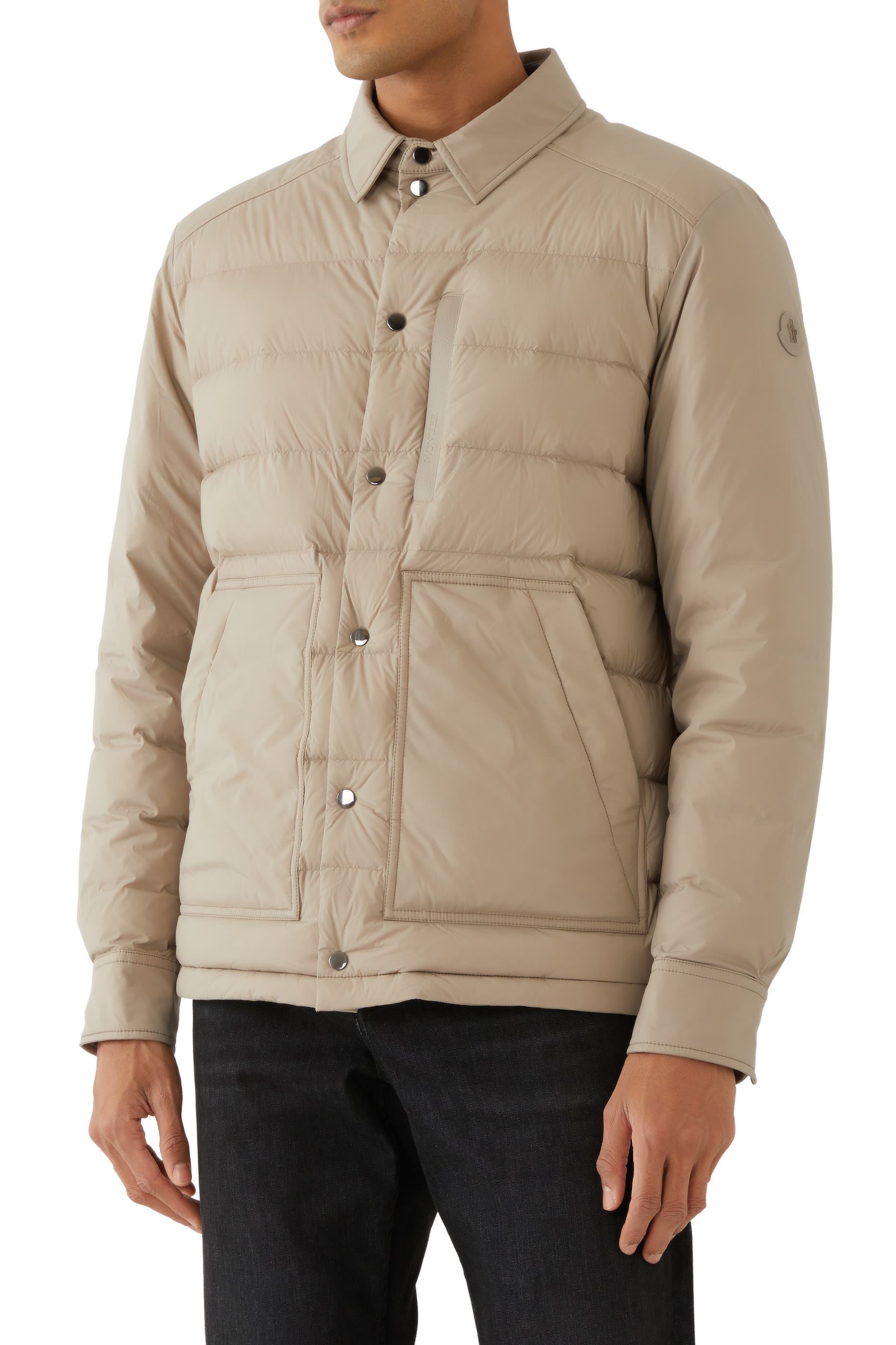 جاكيت باسيز بتصميم قميص