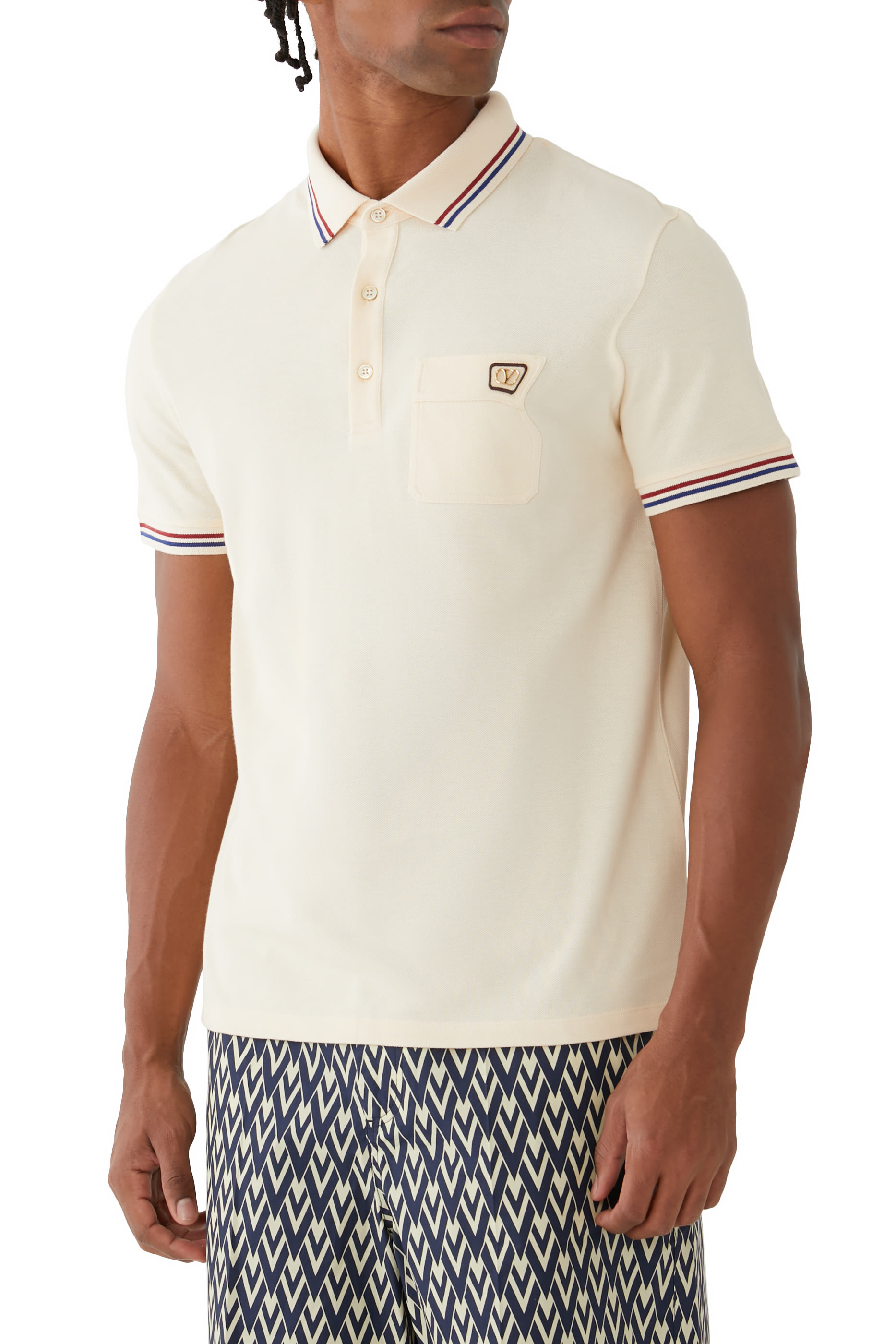 تيشيرت بشعار الماركة