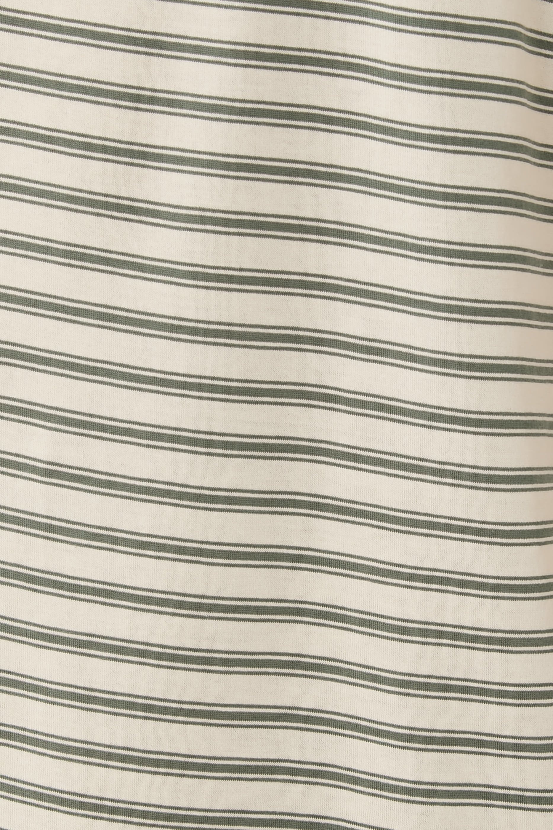 قميص كلاسيكي مخطط