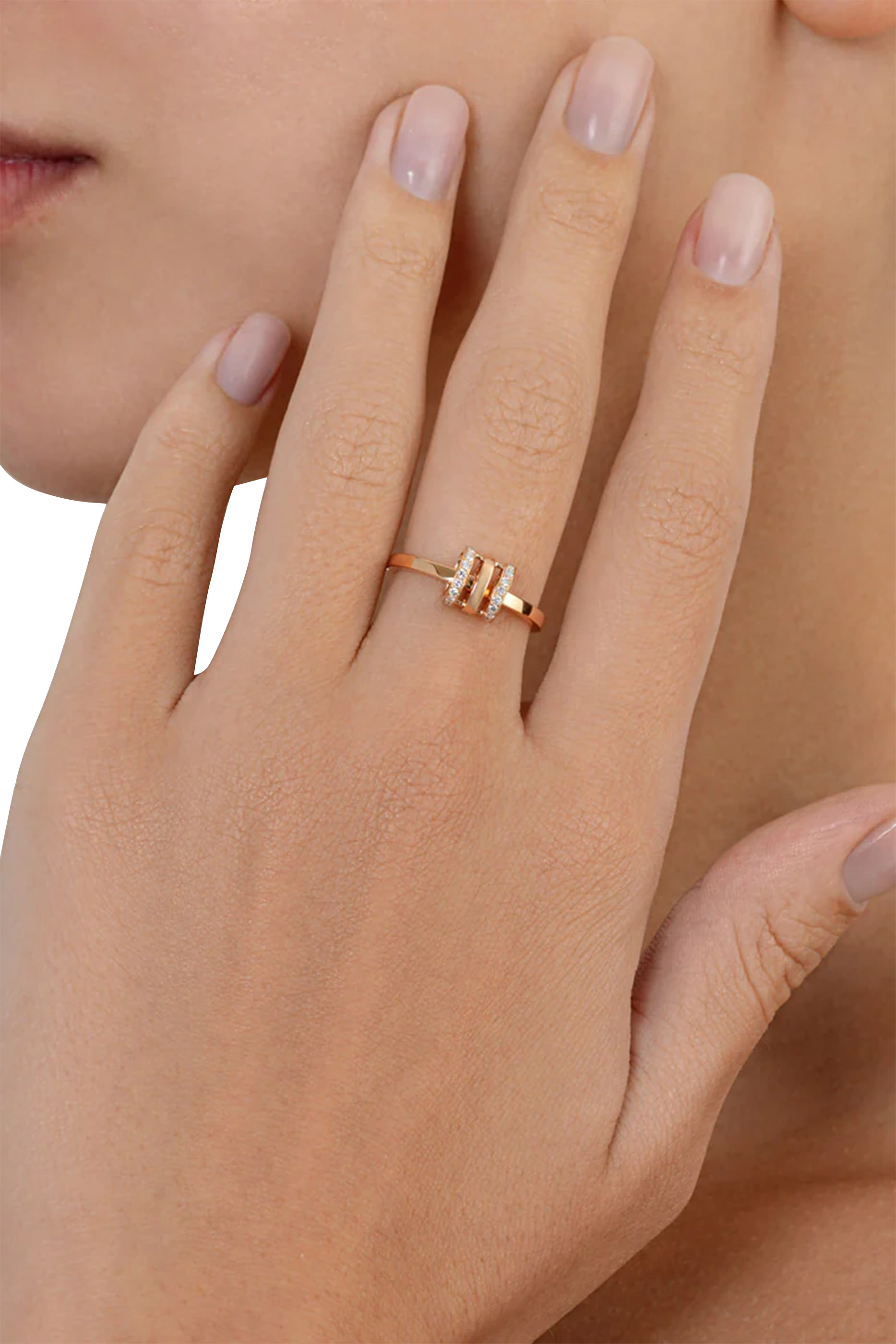 خاتم ويد بثلاث حلقات مرصع بماس، ذهب وردي عيار 18