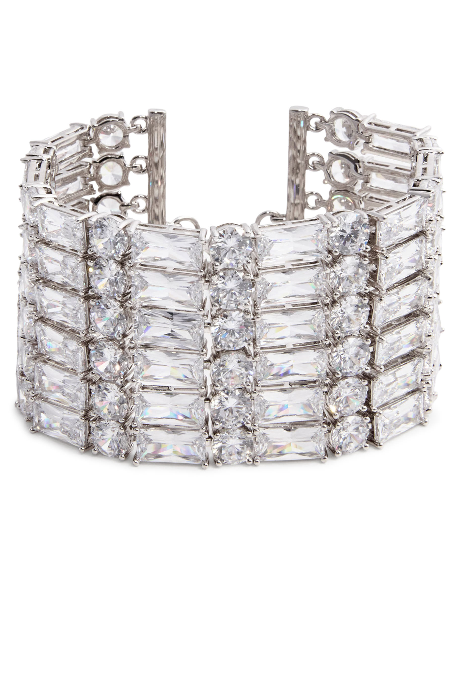 سوار مرصع بالكريستال