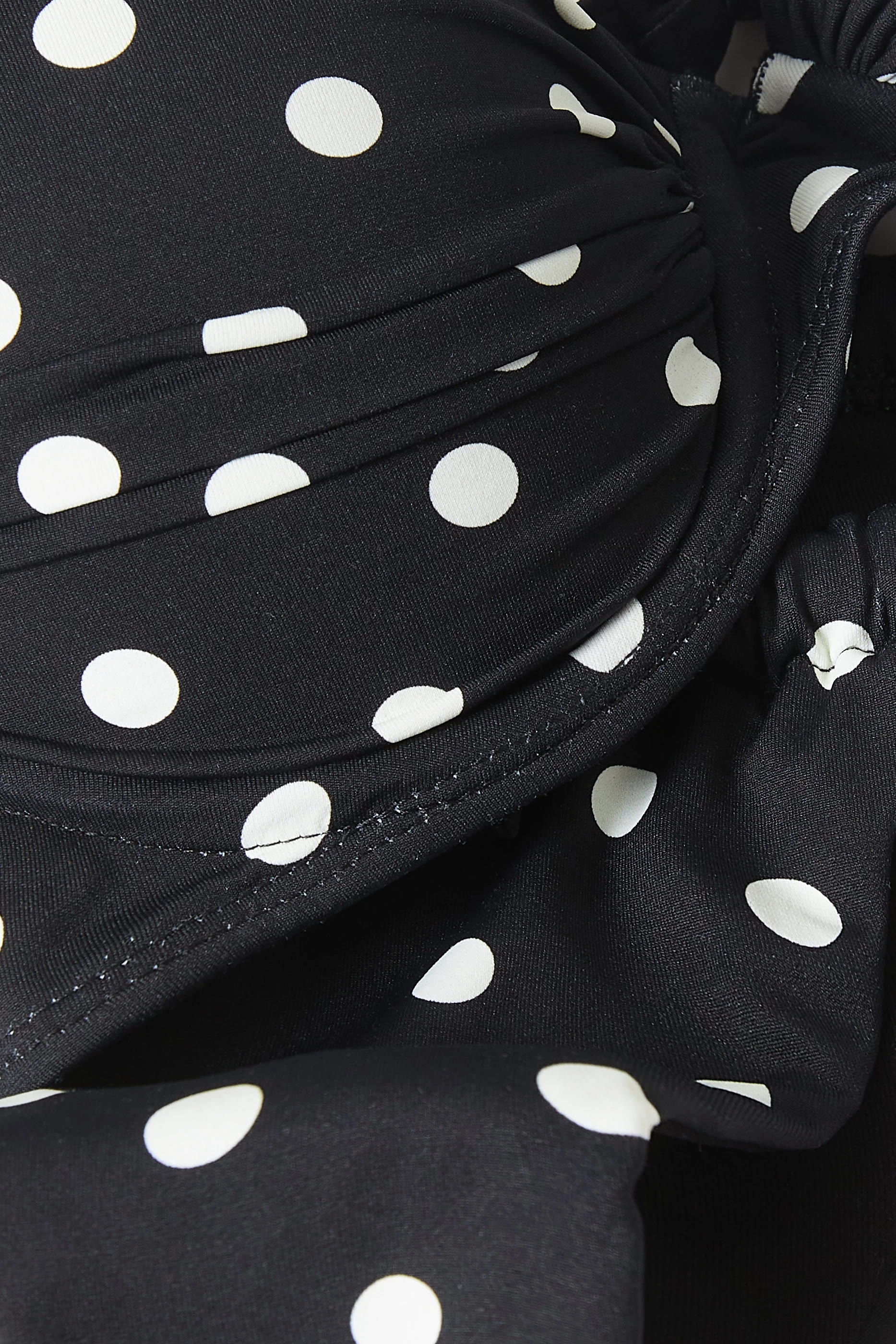 طقم بيكيني بنقشة نقاط