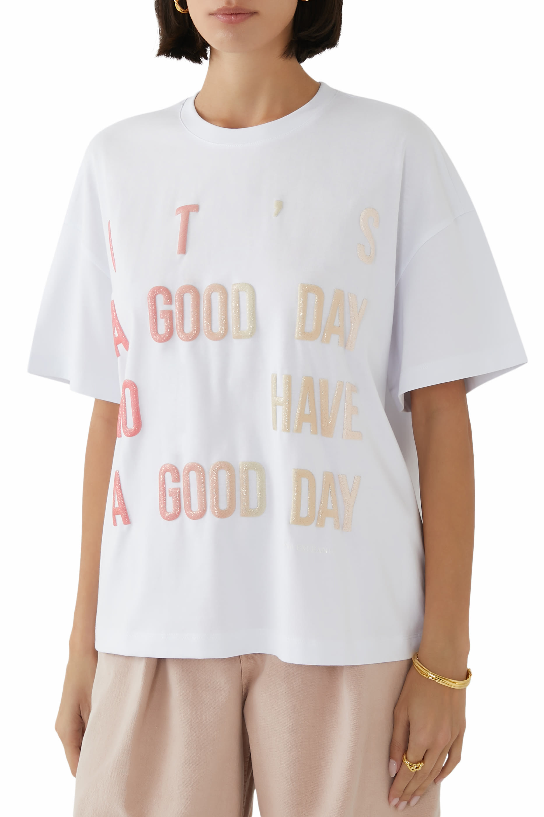 تيشيرت بشعار الماركة