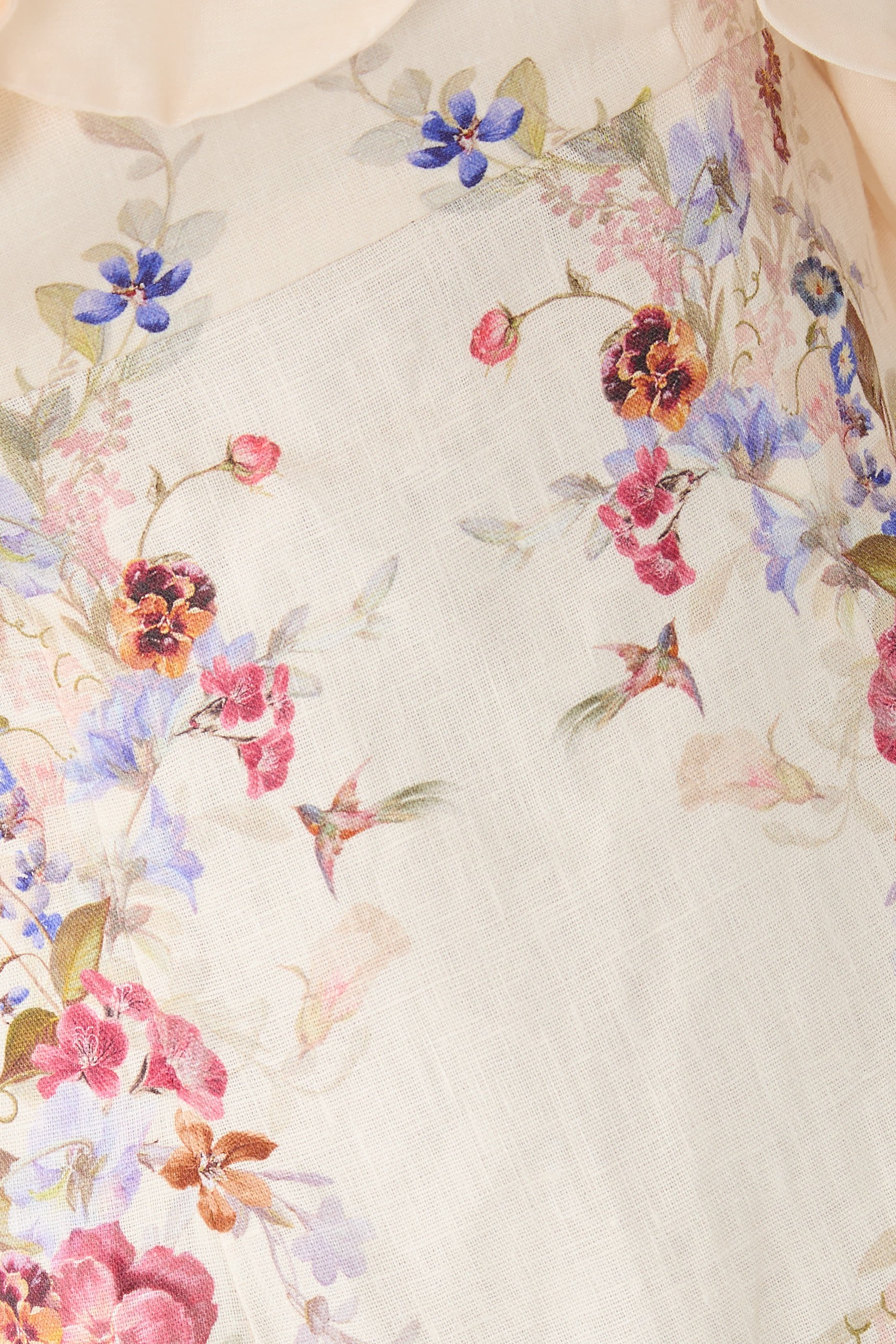 فستان بيشينس متوسط الطول بكشكش