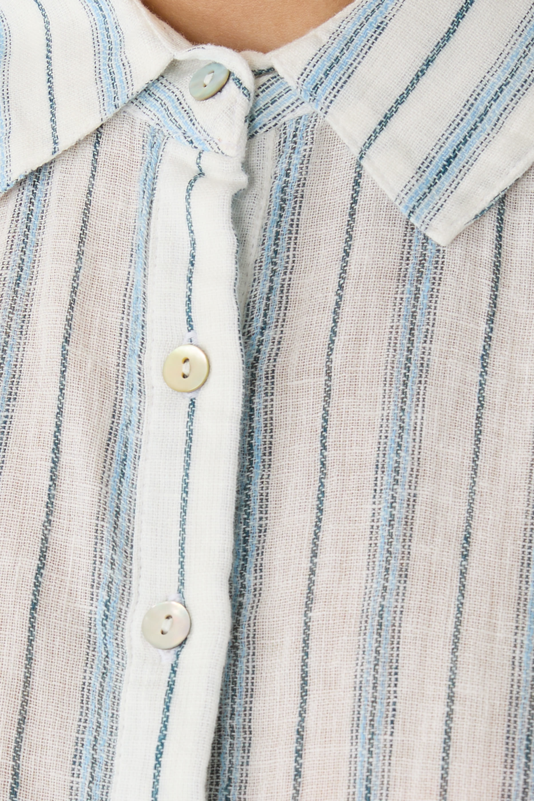 بلوزة توسكاني