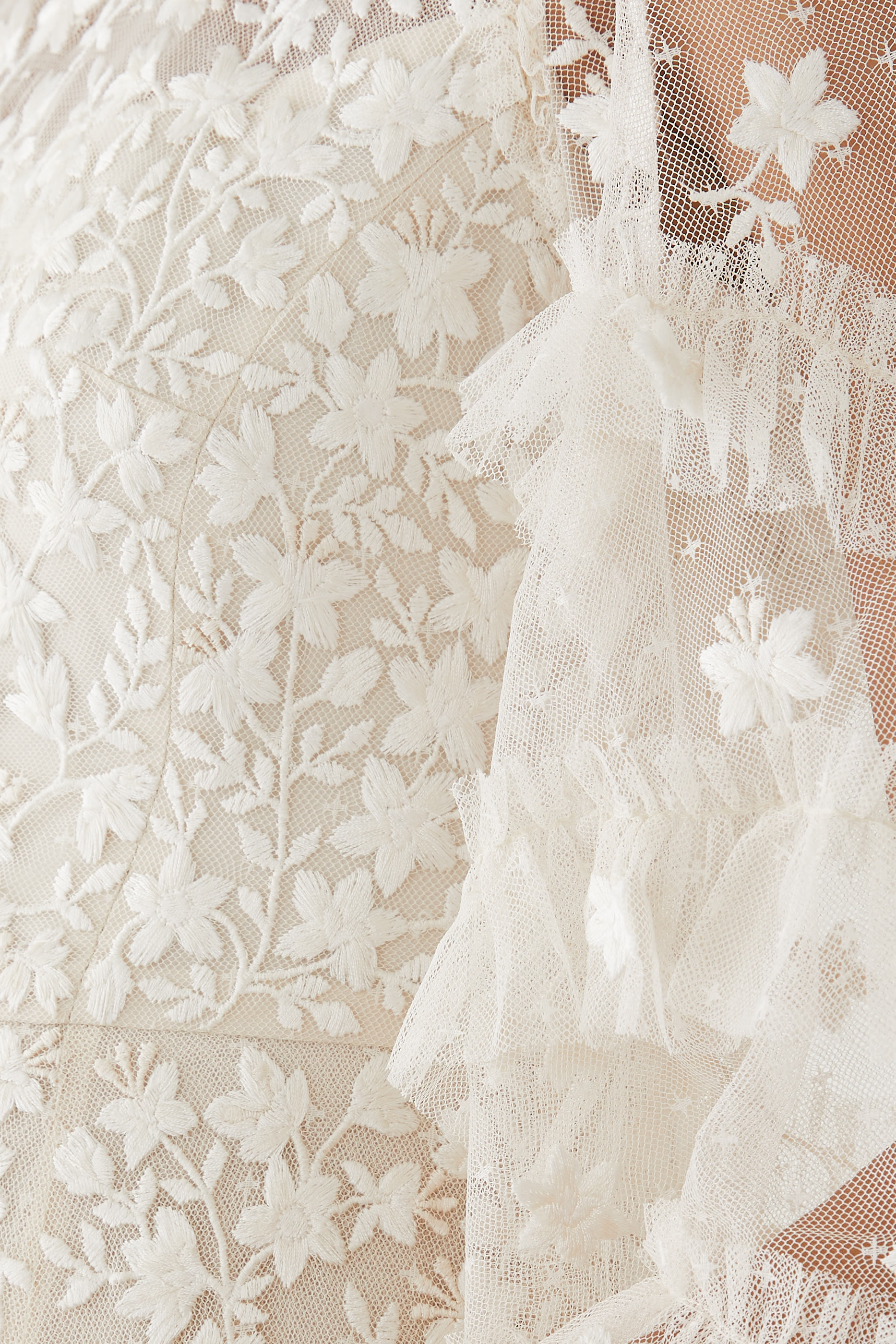 فستان سهرة إيفيريت بلوم بياقة مستديرة متوسط الطول