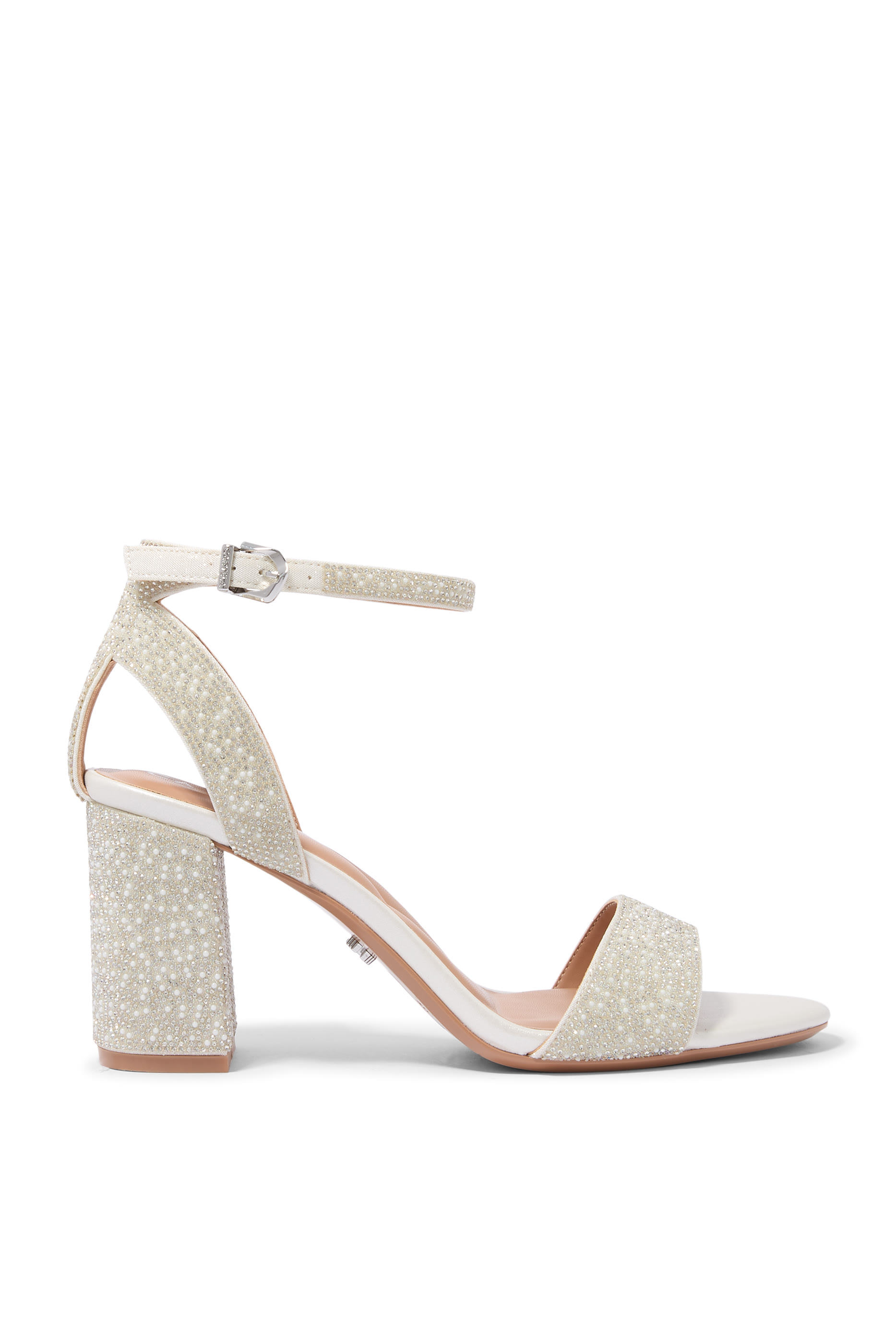 حذاء كياني بكعب عريض