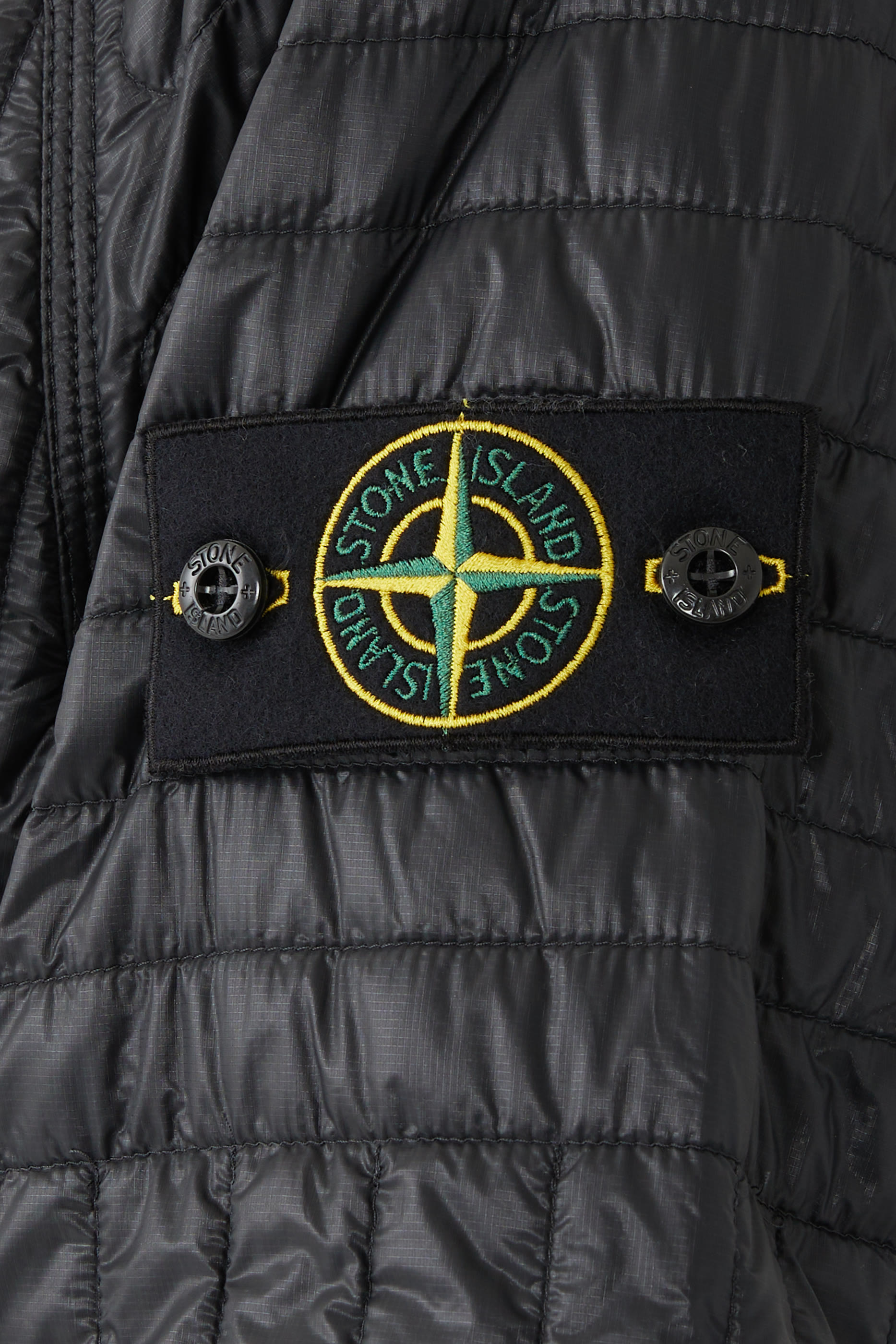 جاكيت بغطاء رأس