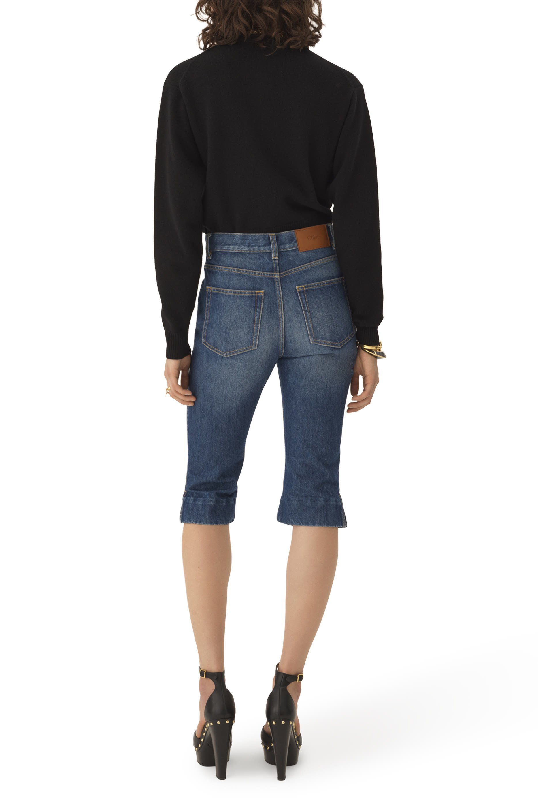 كارديغان بأزرار للإغلاق